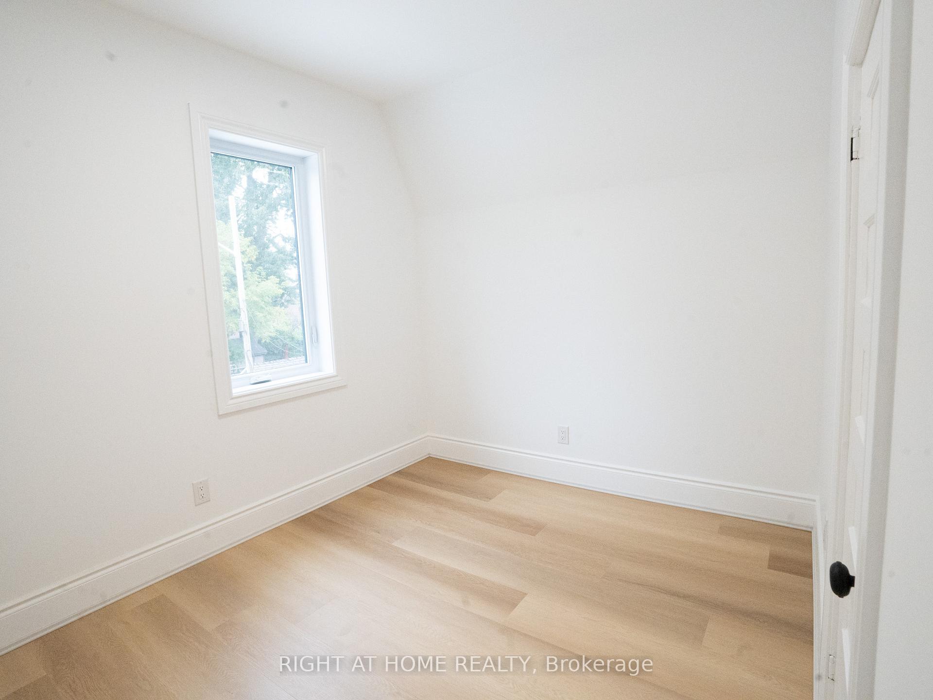 Photo 15 of 49 Roslyn Avenue, Ottawa, Old Ottawa South — HOMEH
