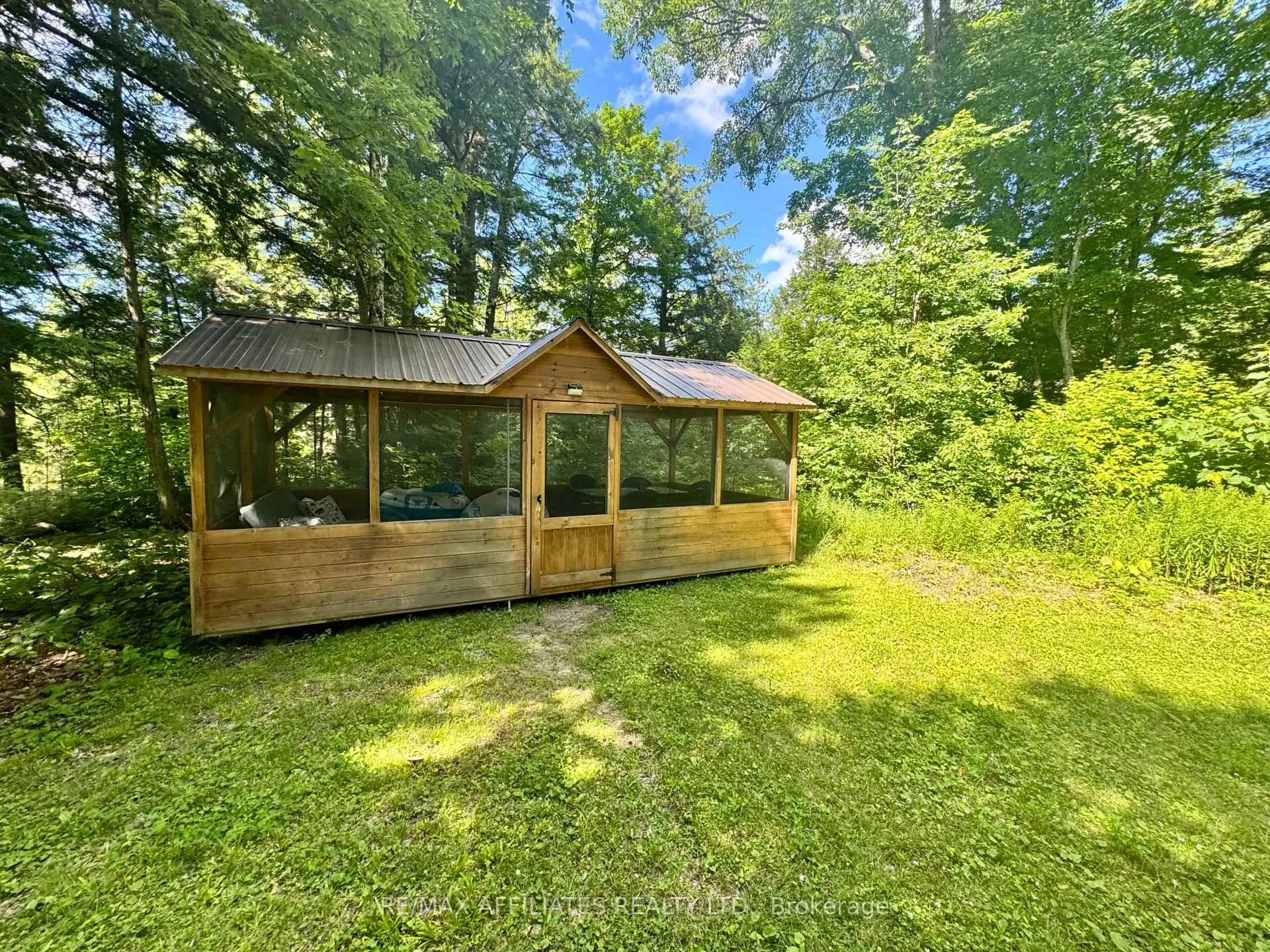 Photo 22 of 6828 511 Highway, Lanark Highlands, Lanark Highlands (Darling) Twp — HOMEH