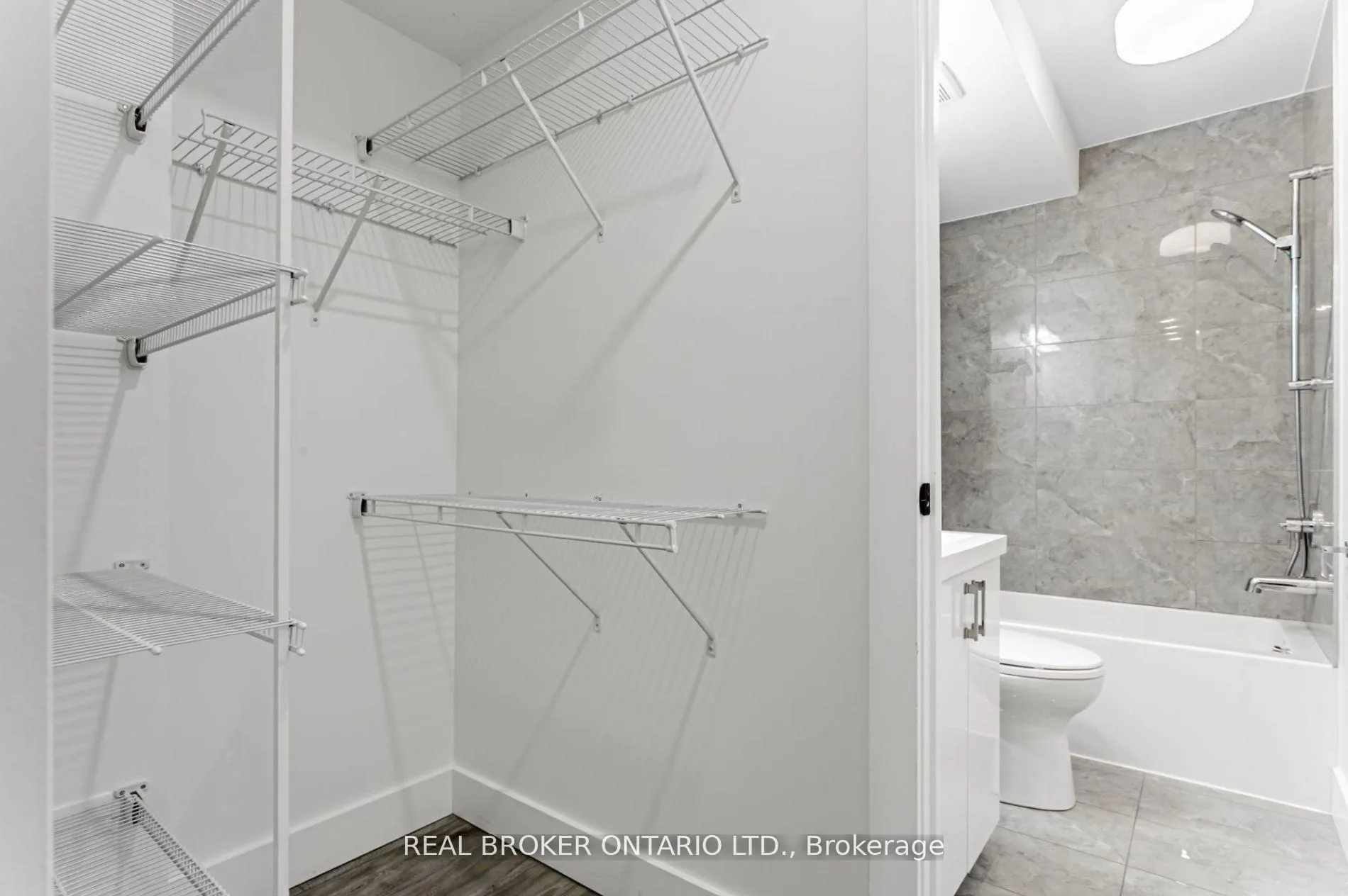 Photo 13 of Unit B, 1088 Avenue Road, Toronto, Lawrence Park South — HOMEH