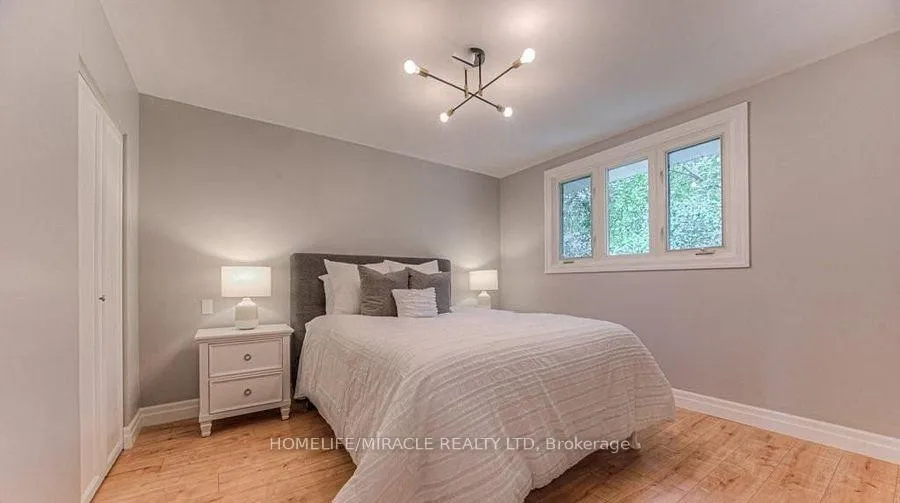 Photo 8 of 56 Cloverdale Crescent, Kitchener, Forest Hill — HOMEH