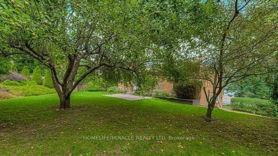 Photo 16 of 56 Cloverdale Crescent, Kitchener, Forest Hill — HOMEH