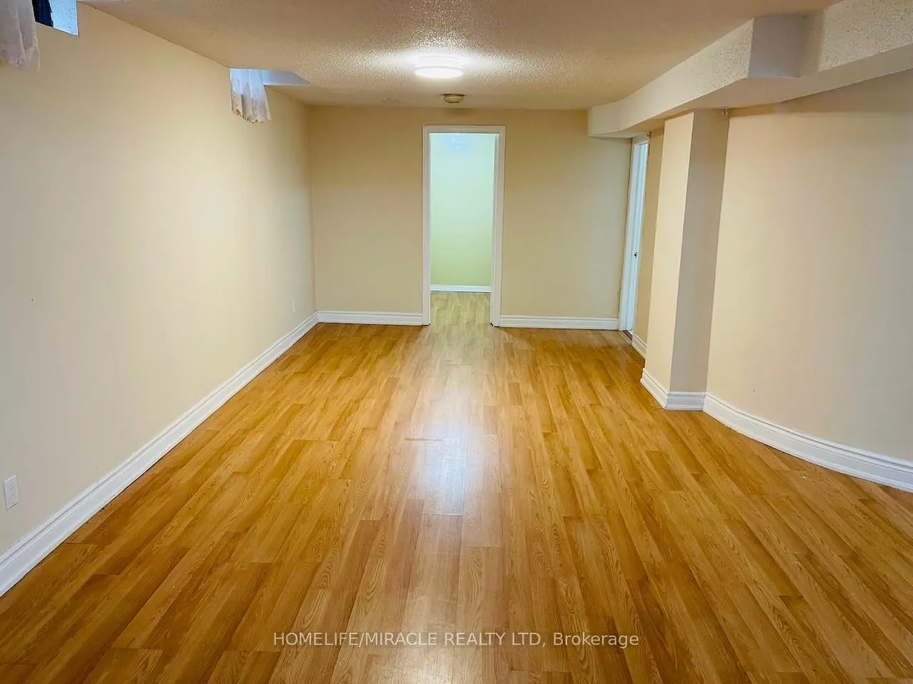Photo 6 of 1804 Forestview Drive E, Pickering, Highbush — HOMEH