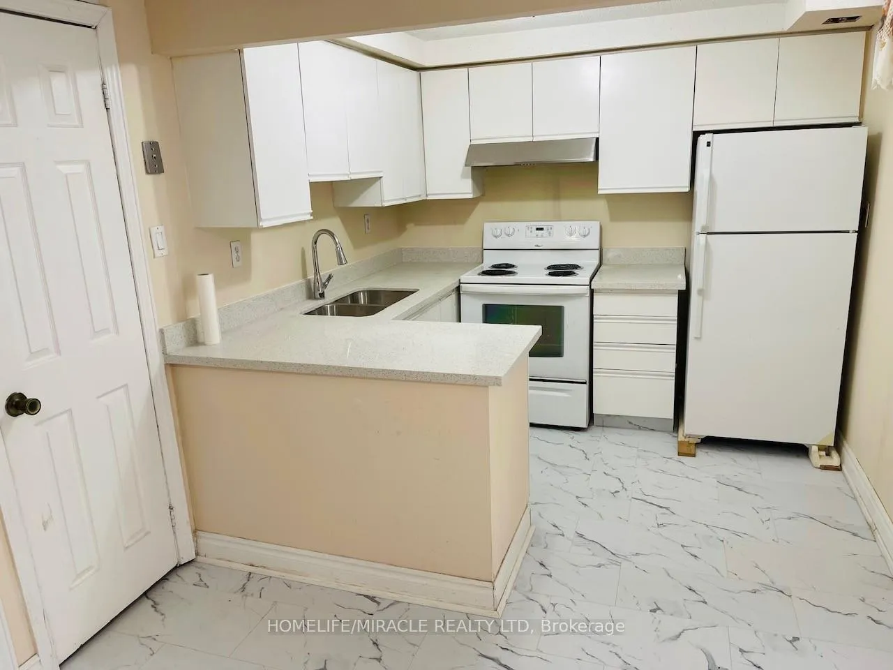 Photo 8 of 1804 Forestview Drive E, Pickering, Highbush — HOMEH