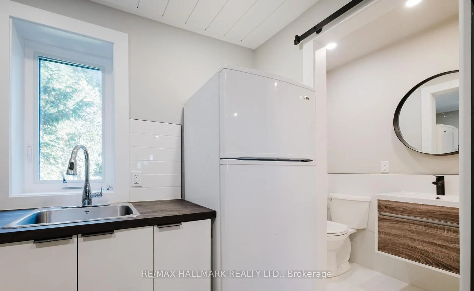 Photo 7 of Unit Side, 249 Main Street, Markham, Old Markham Village — HOMEH