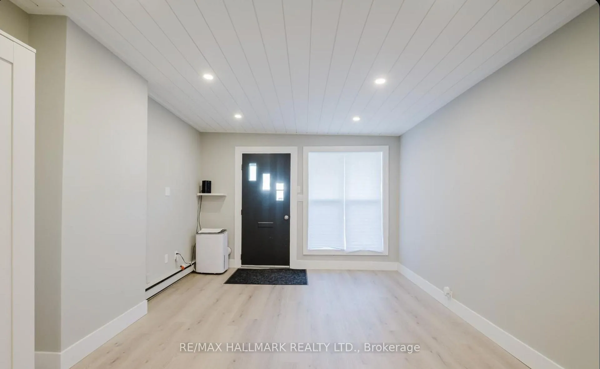 Photo 13 of Unit Side, 249 Main Street, Markham, Old Markham Village — HOMEH