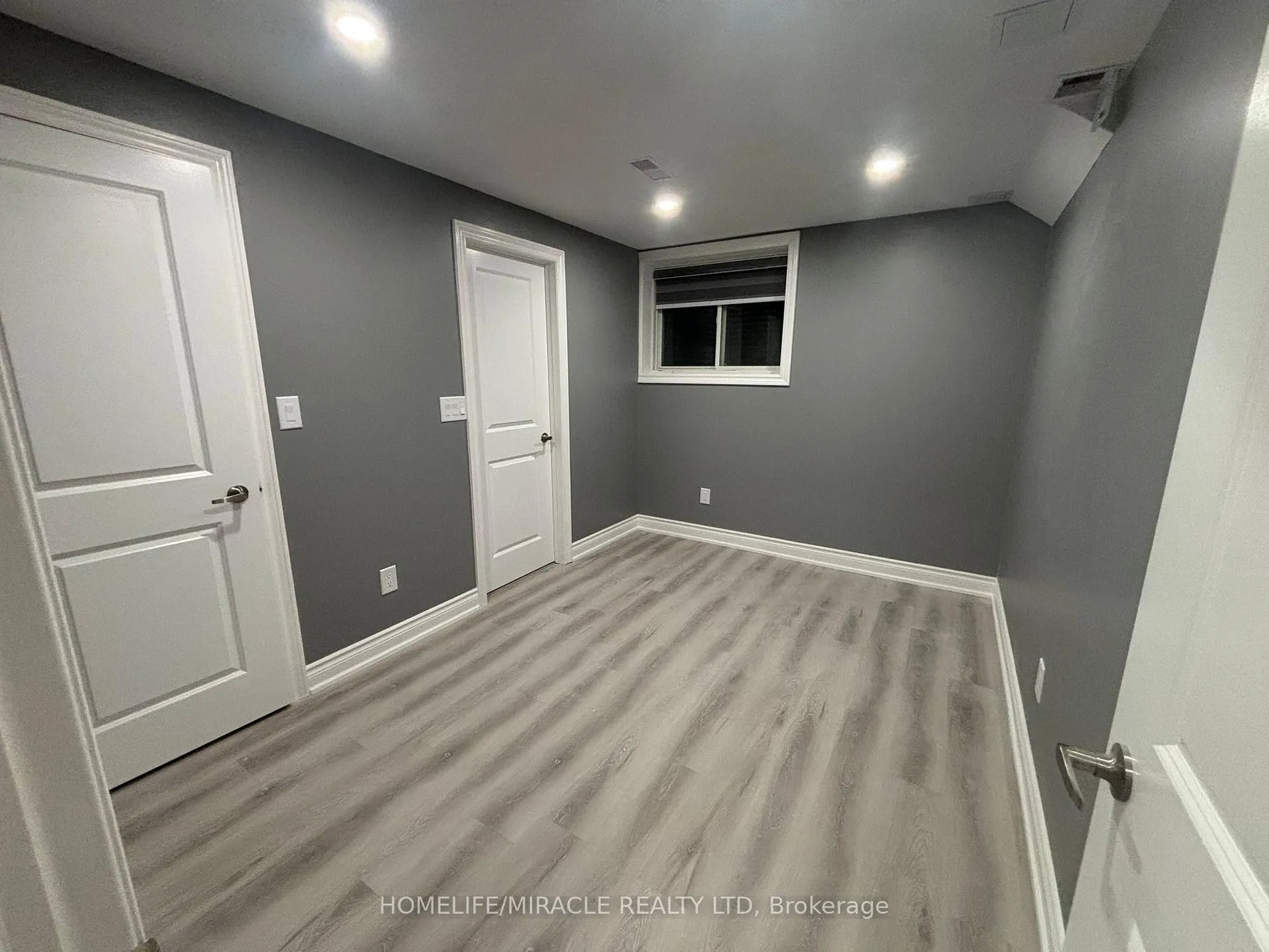 Photo 17 of Unit Lower, 7 Louise Crescent, Whitby, Rural Whitby — HOMEH