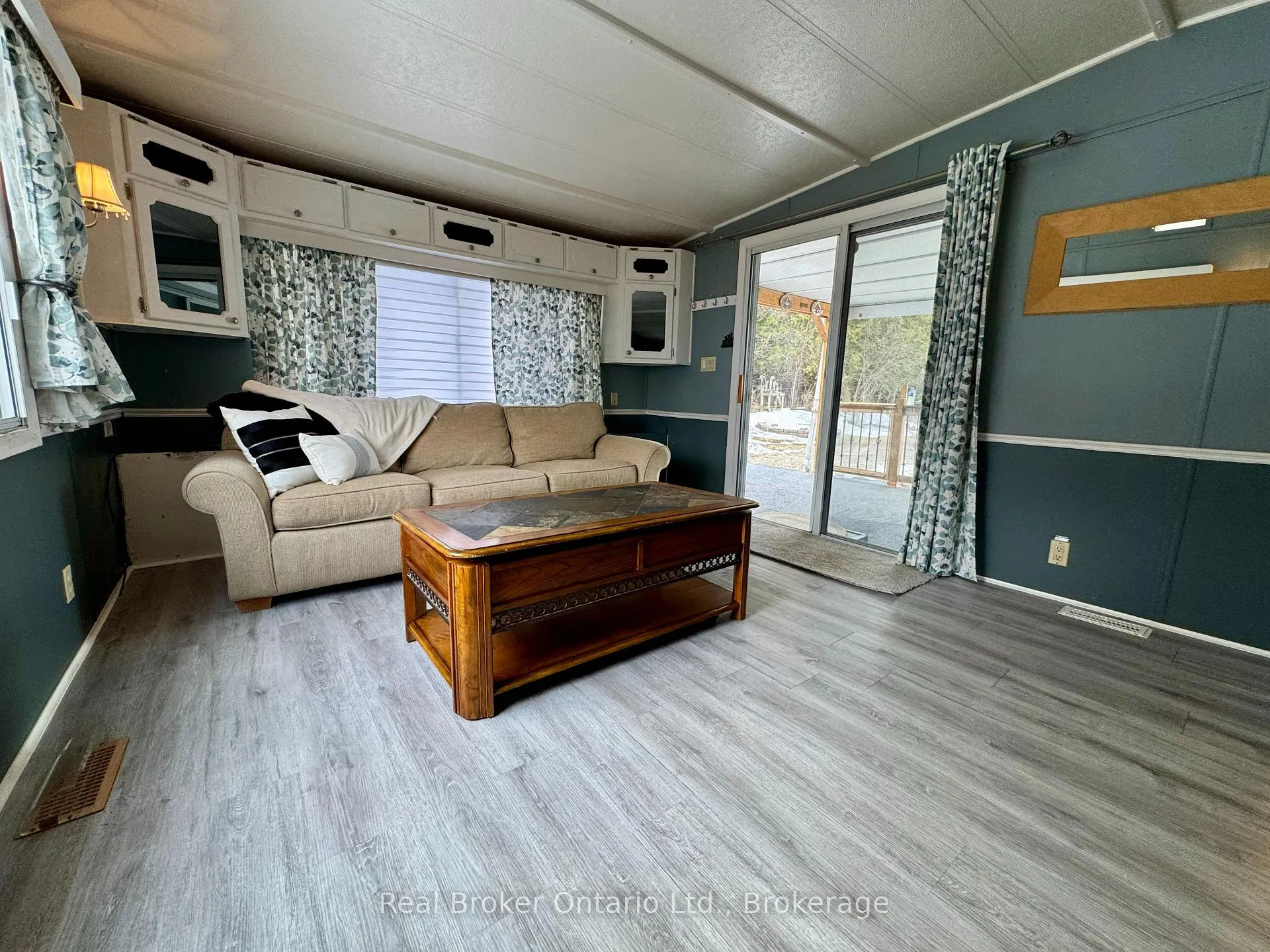 Photo 4 of Unit 159, 580 Beaver Creek Road, Waterloo — HOMEH