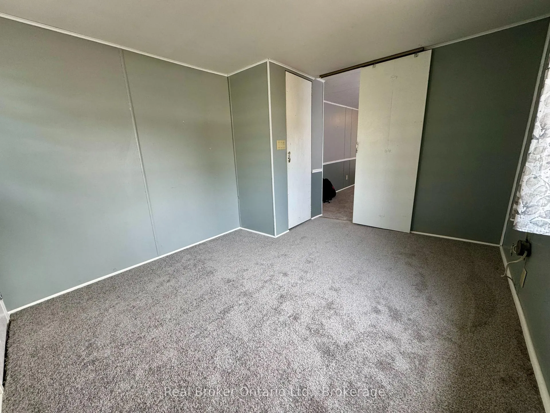 Photo 14 of Unit 159, 580 Beaver Creek Road, Waterloo — HOMEH