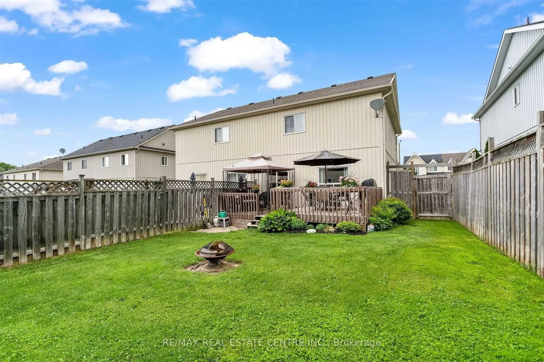 Photo 11 of 122 Marion Street, Shelburne — HOMEH