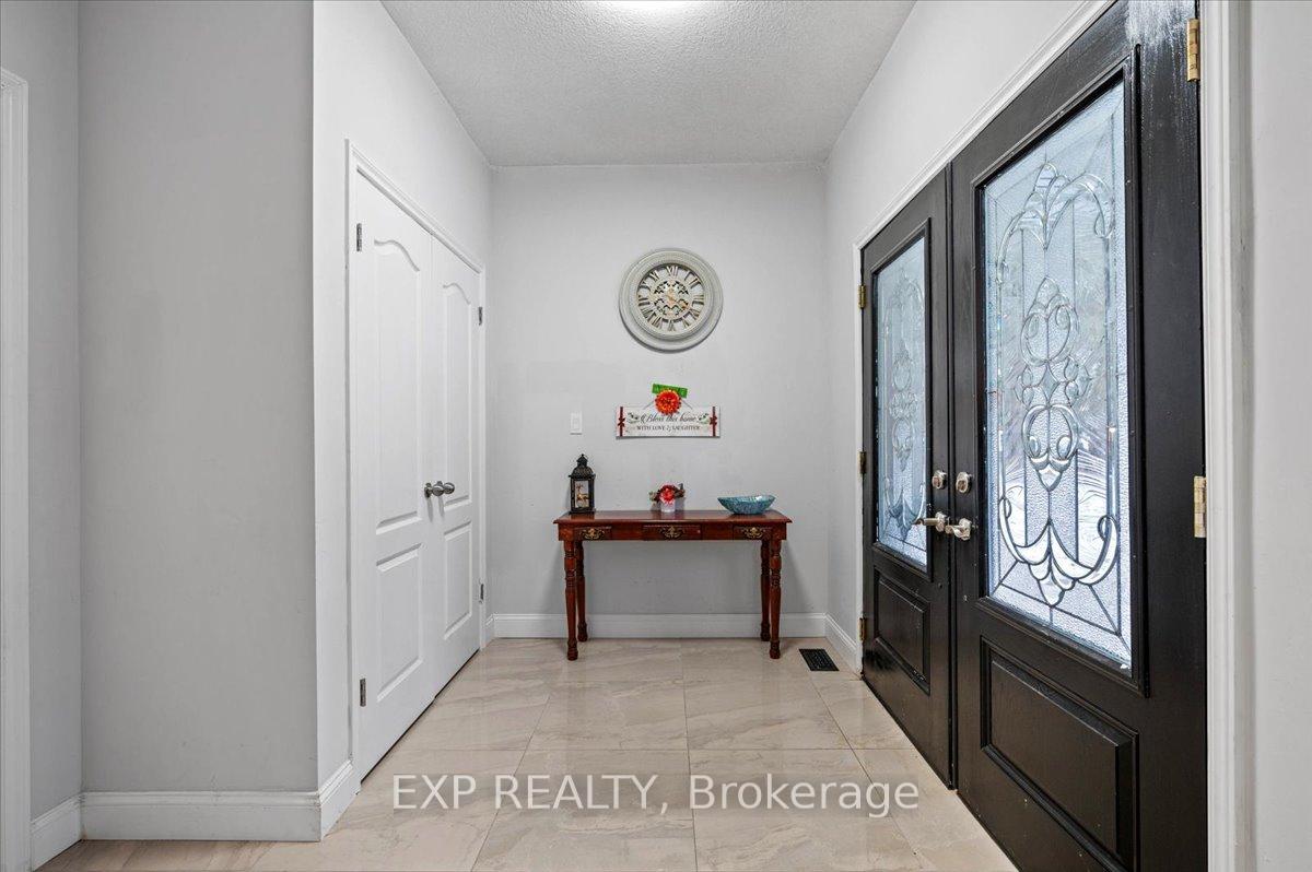 Photo 6 of 308 Governors Road E, Brant, Paris — HOMEH
