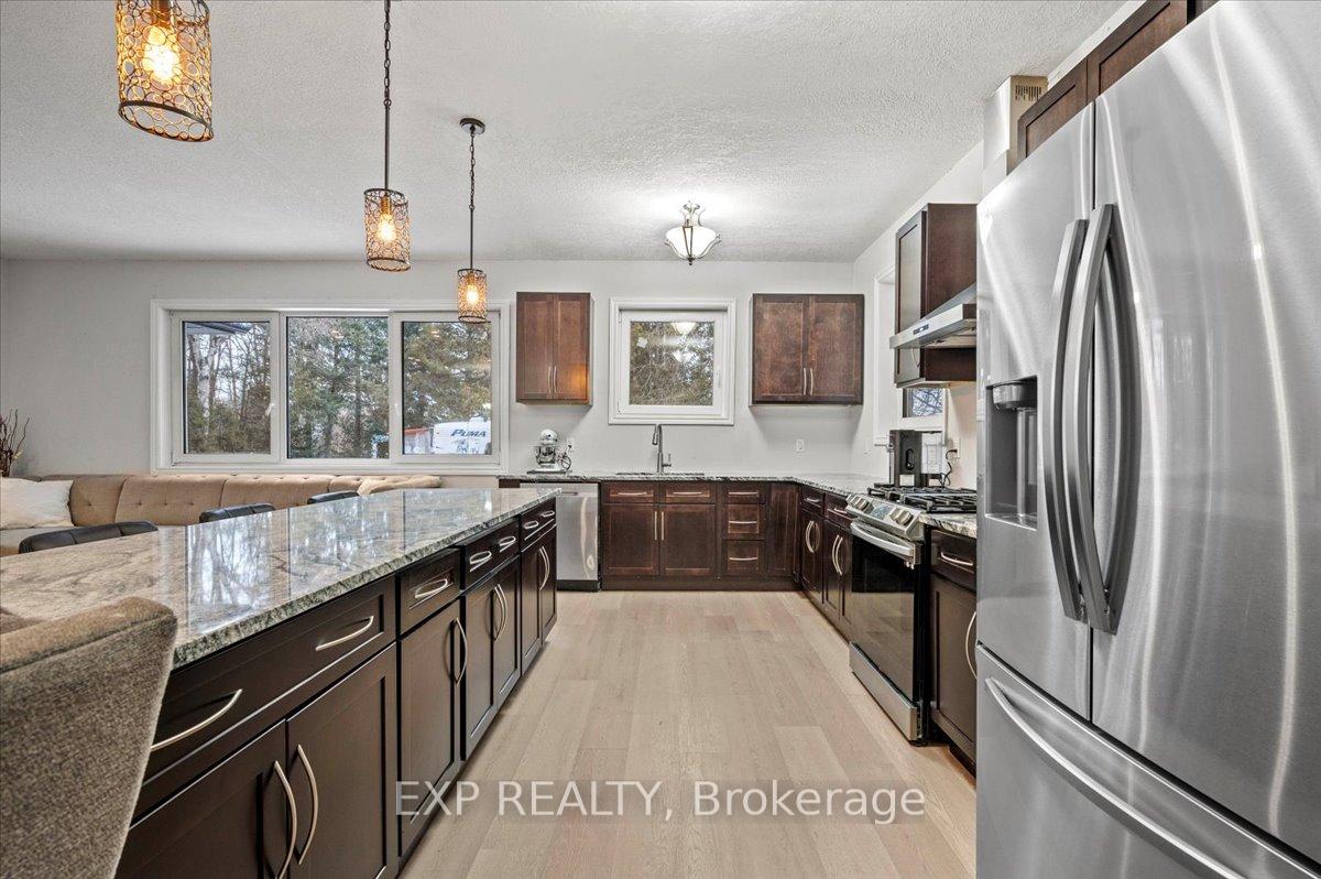 Photo 8 of 308 Governors Road E, Brant, Paris — HOMEH