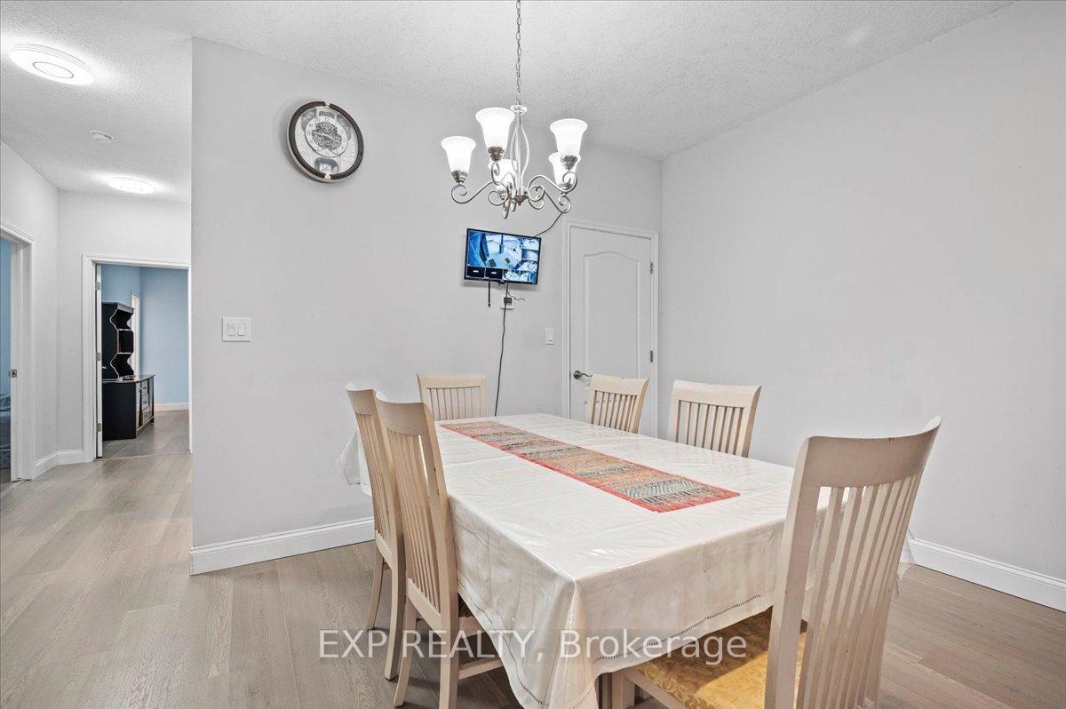 Photo 14 of 308 Governors Road E, Brant, Paris — HOMEH