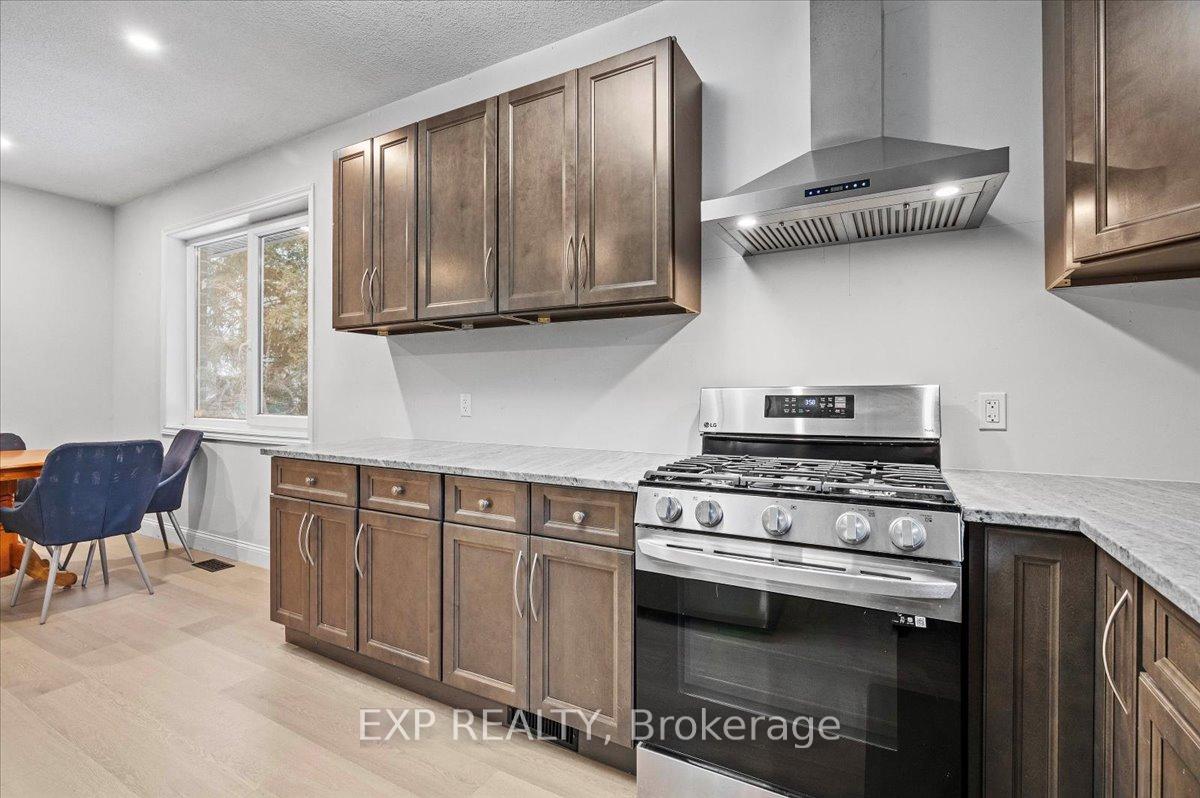 Photo 28 of 308 Governors Road E, Brant, Paris — HOMEH