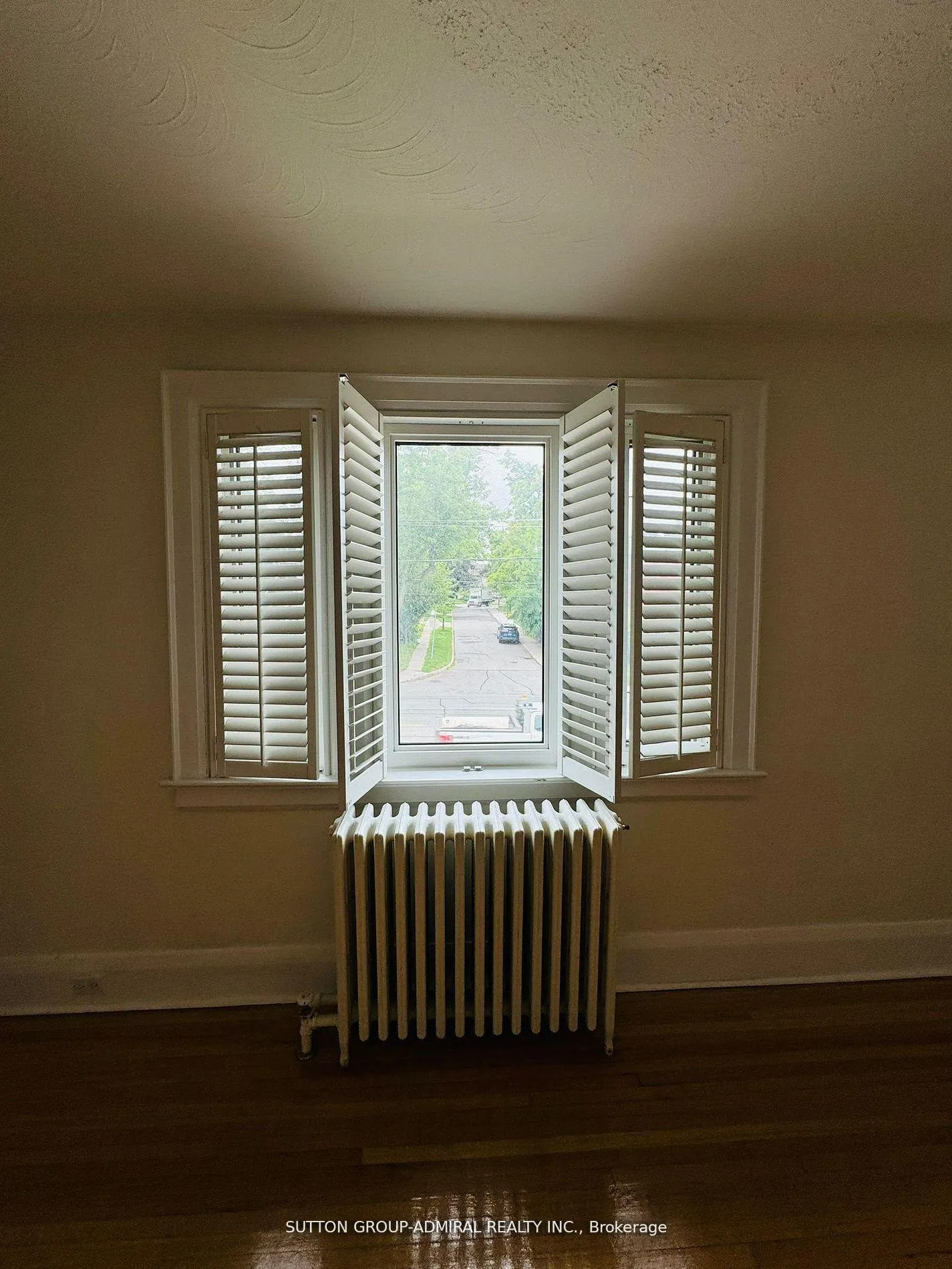 Photo 11 of 52 Lawrence Avenue E, Toronto, Lawrence Park North — HOMEH