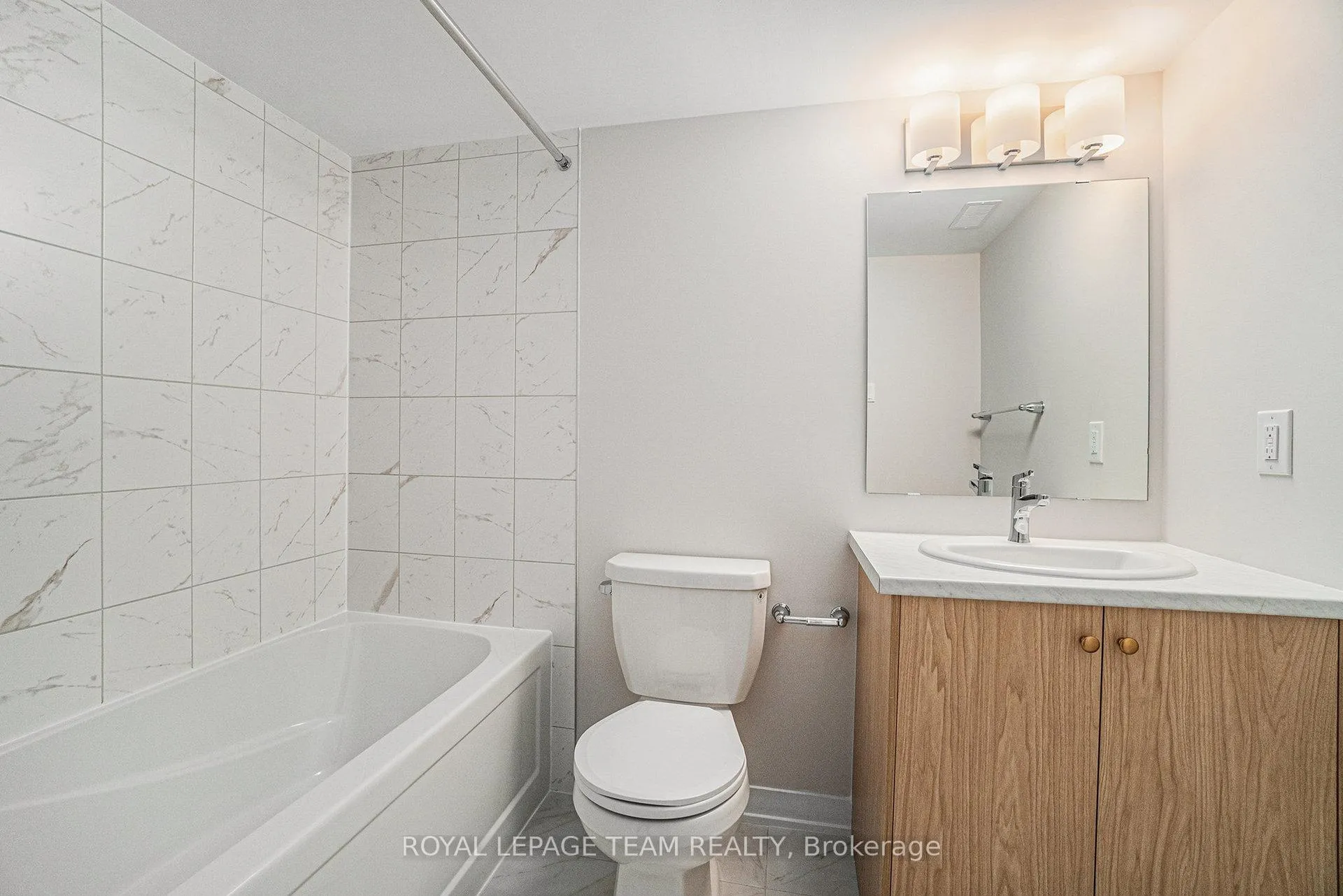 Photo 18 of 850 Andesite Terrace N, Ottawa, Barrhaven - Half Moon Bay — HOMEH