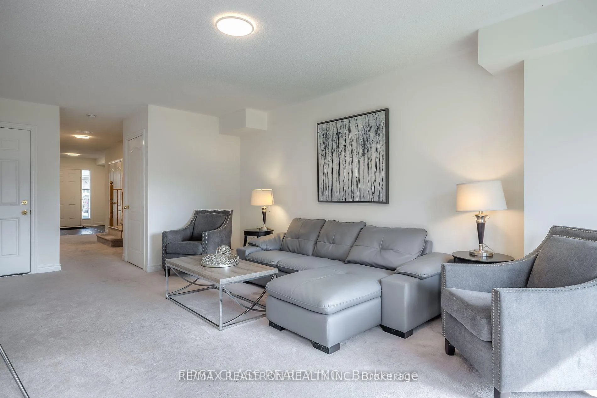 Photo 5 of 1719 Carousel Drive, Pickering, Duffin Heights — HOMEH
