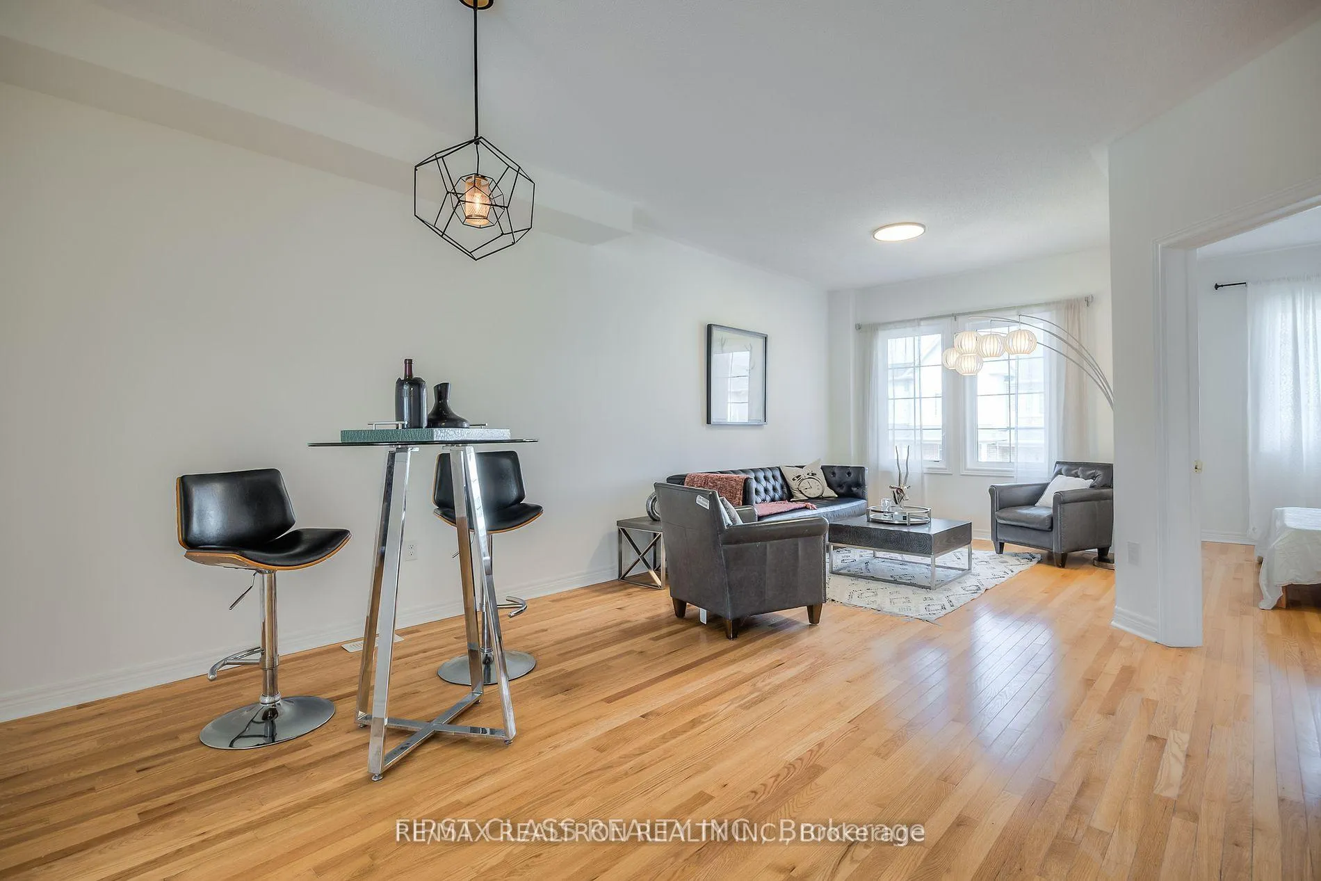 Photo 7 of 1719 Carousel Drive, Pickering, Duffin Heights — HOMEH
