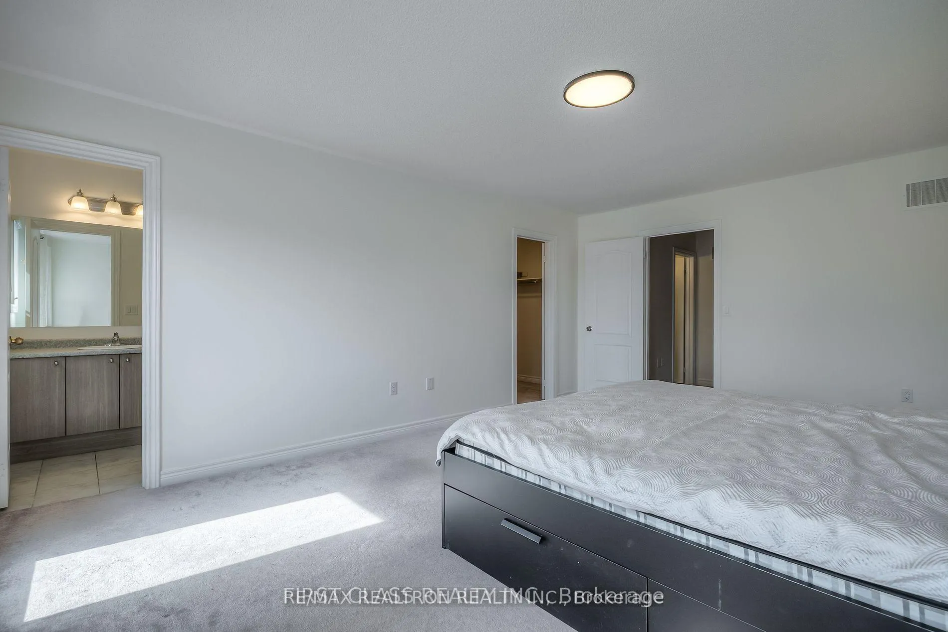 Photo 15 of 1719 Carousel Drive, Pickering, Duffin Heights — HOMEH