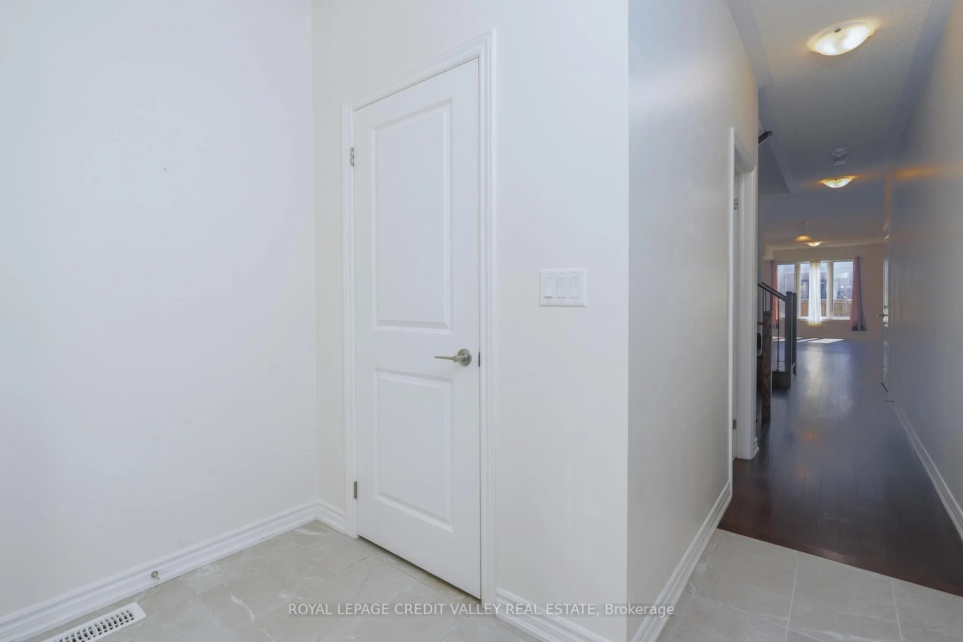 Photo 5 of 63 Laing Drive, Whitby, Rural Whitby — HOMEH