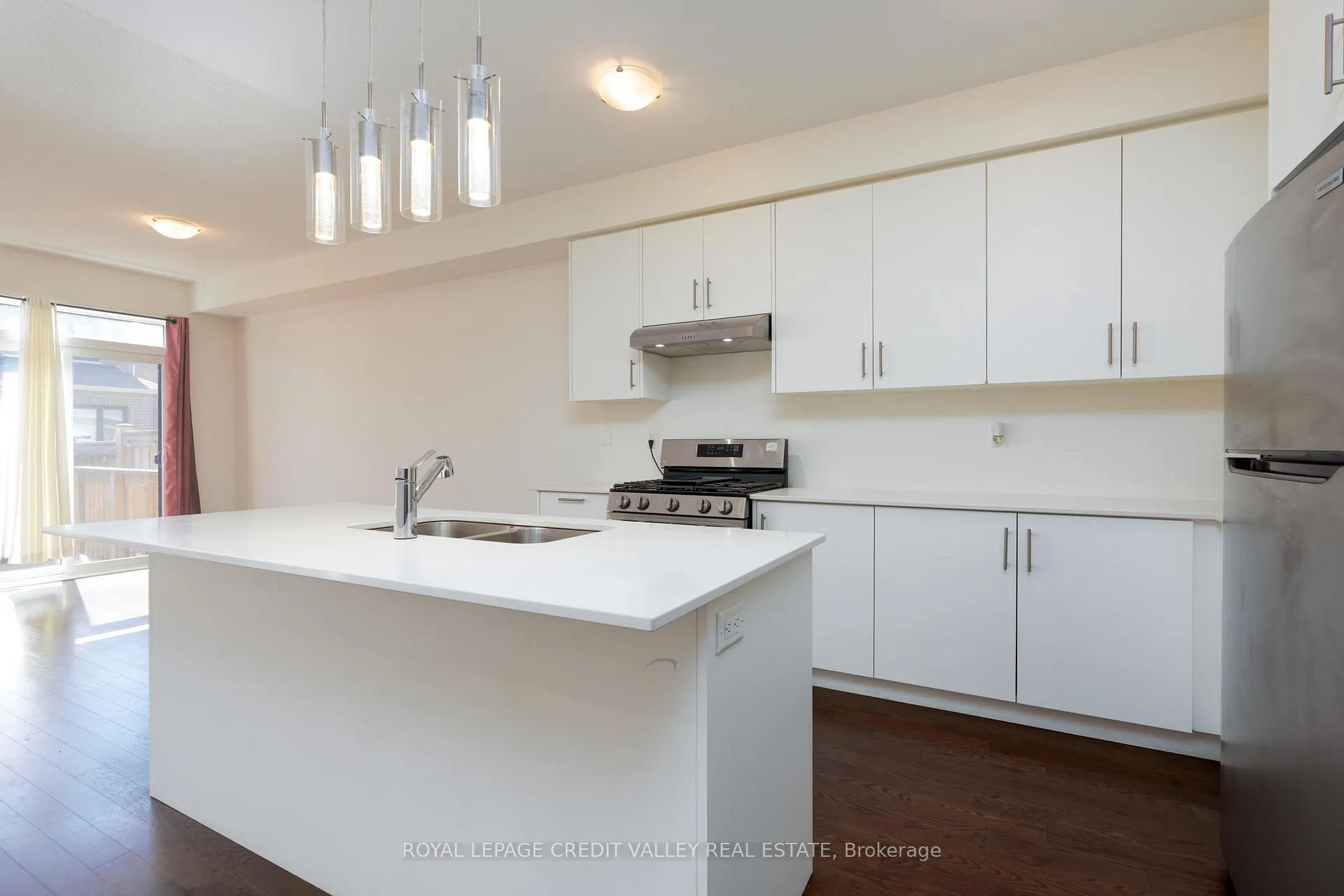 Photo 14 of 63 Laing Drive, Whitby, Rural Whitby — HOMEH