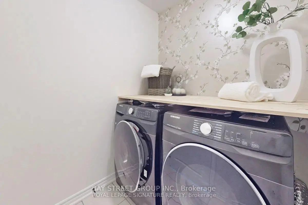 Photo 19 of 49 Broden Crescent, Whitby, Rural Whitby — HOMEH
