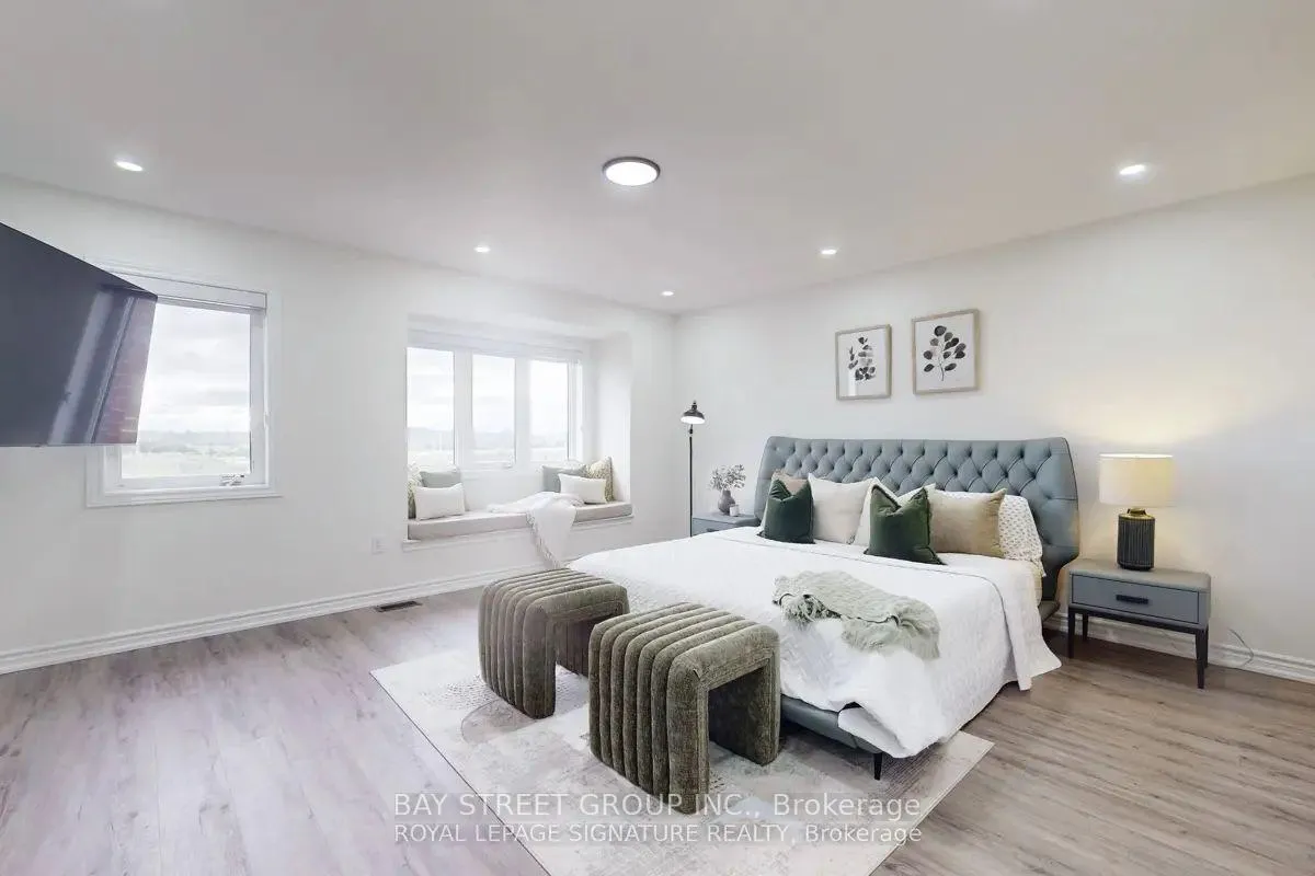 Photo 26 of 49 Broden Crescent, Whitby, Rural Whitby — HOMEH