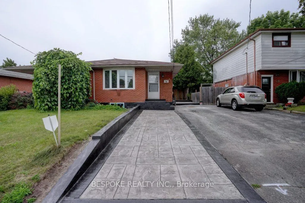 Photo 2 of Unit MAIN, 82 Waverly Street S, Oshawa, Stevenson — HOMEH