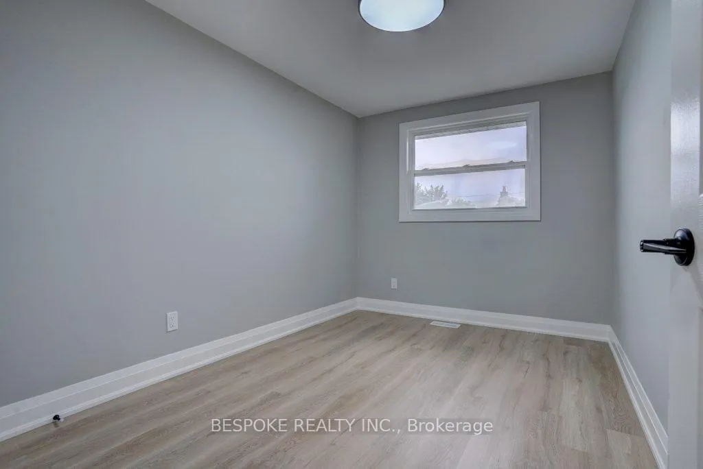 Photo 13 of Unit MAIN, 82 Waverly Street S, Oshawa, Stevenson — HOMEH
