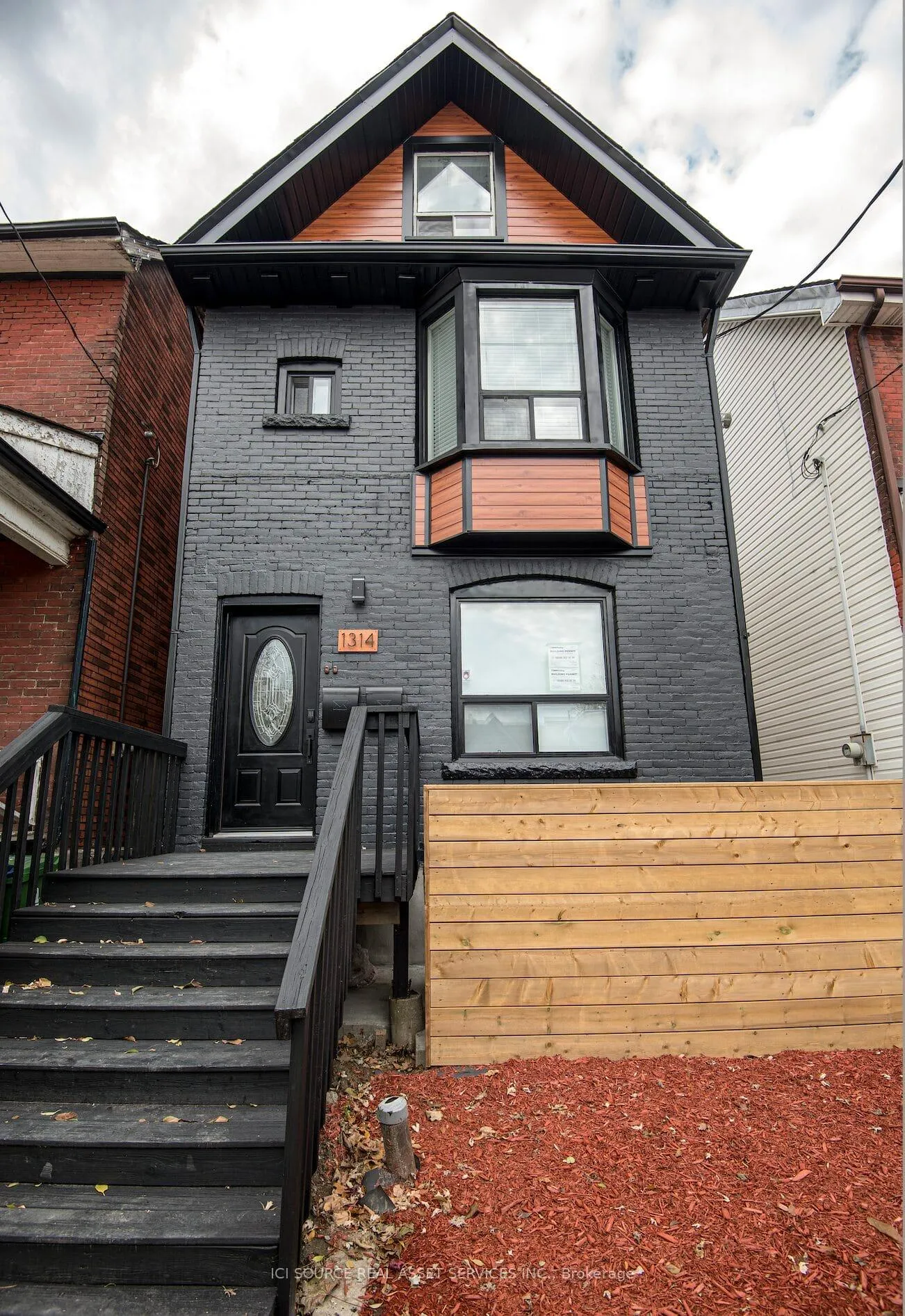 Front of Unit 1 - Main Floor, 1314 Dundas Street E