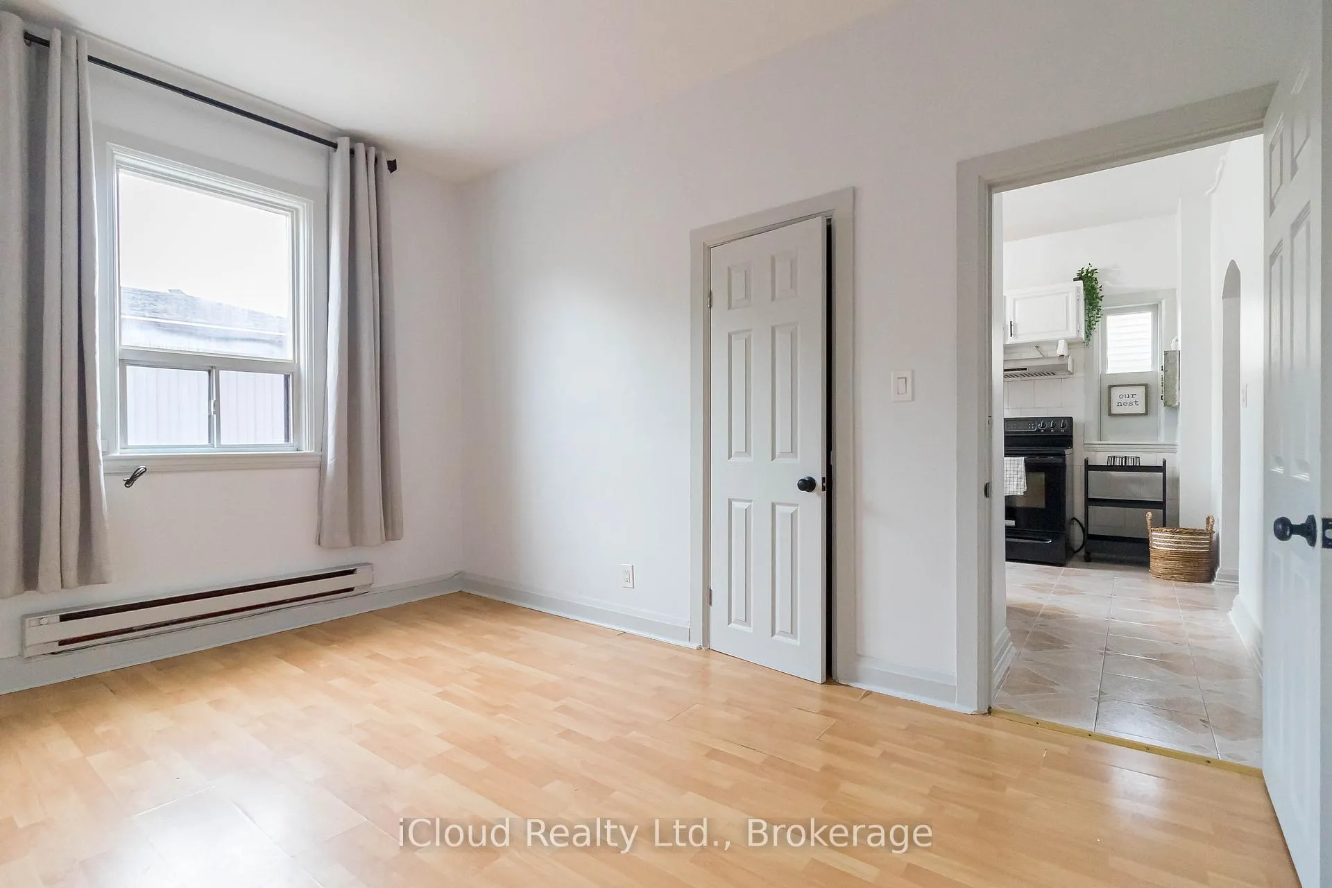 Photo 6 of Unit 3, 219 James Street N, Hamilton, Central — HOMEH