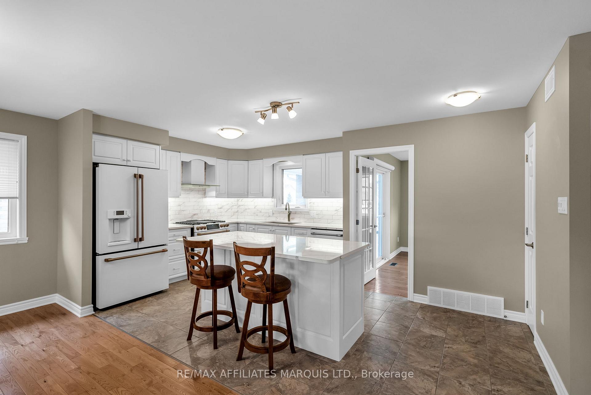 Photo 11 of 324 Glen Nora Drive, Cornwall — HOMEH