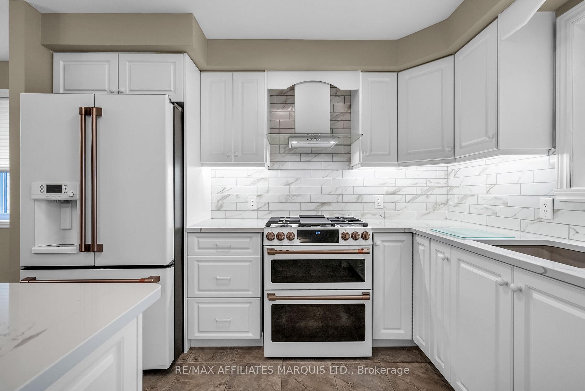 Photo 14 of 324 Glen Nora Drive, Cornwall — HOMEH