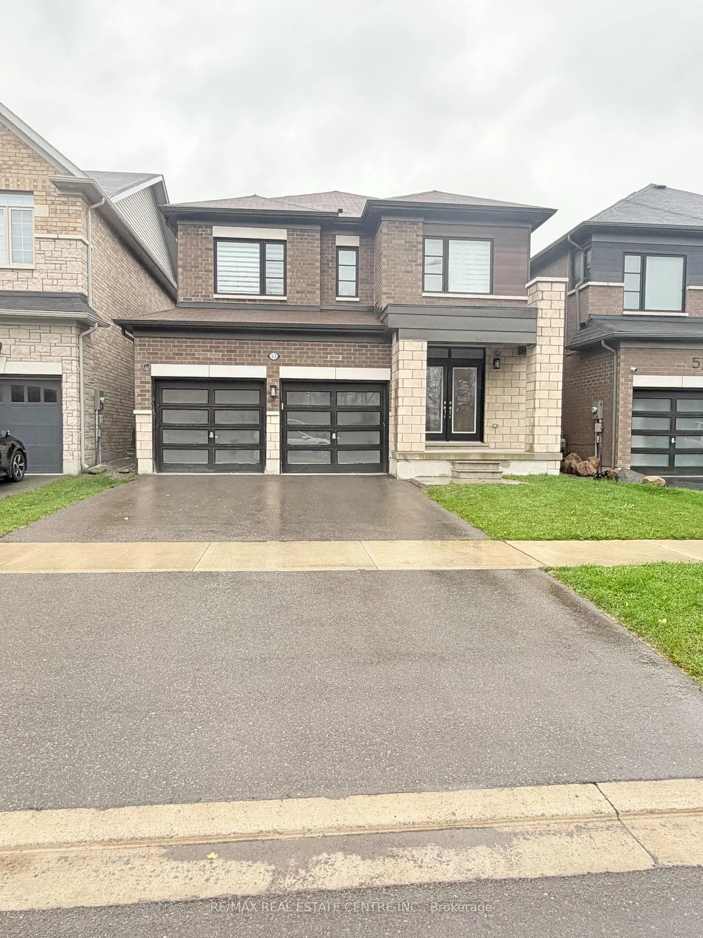 Photo 1 of 53 Woolacott Lane, Clarington, Bowmanville — HOMEH
