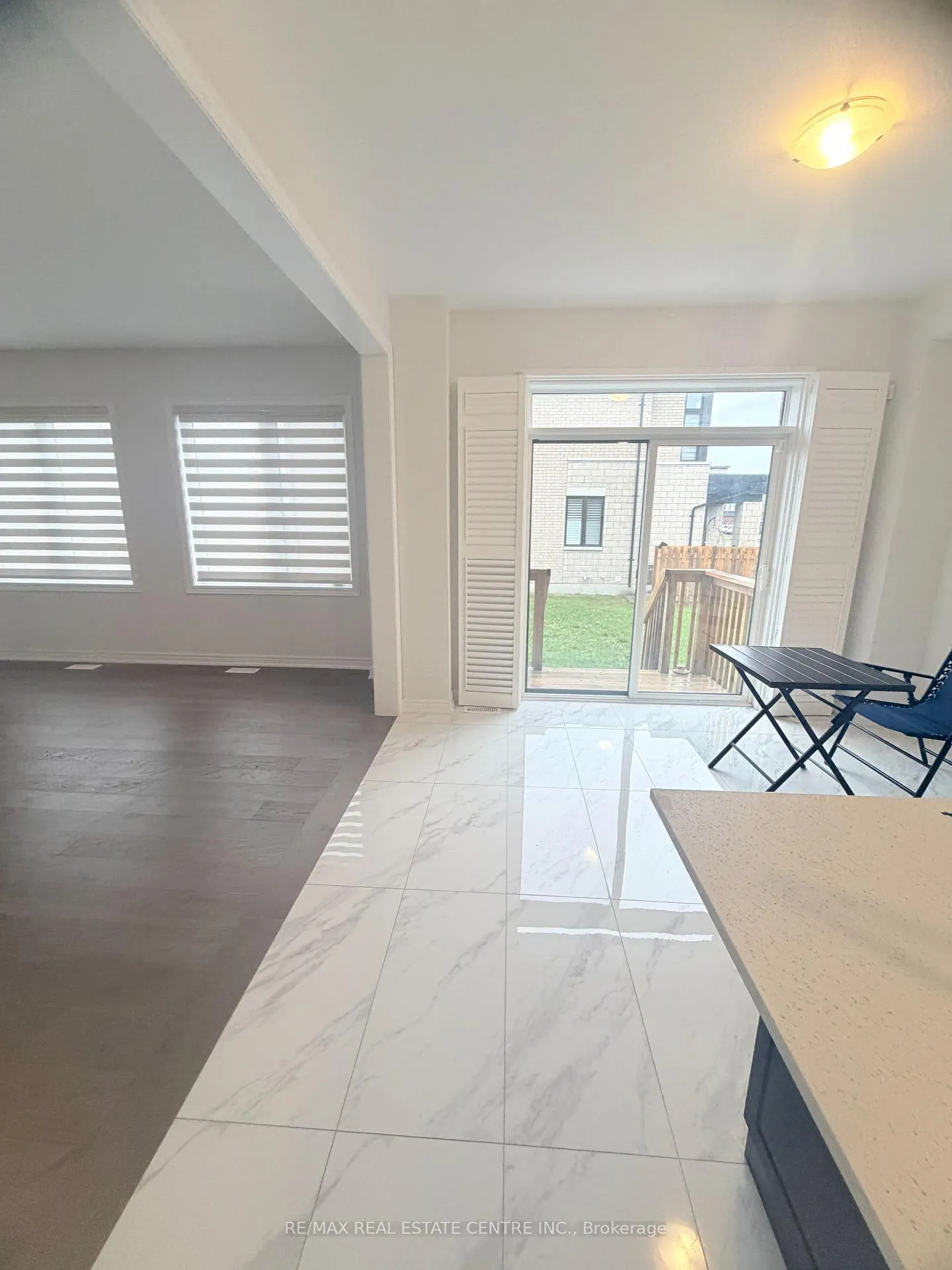 Photo 14 of 53 Woolacott Lane, Clarington, Bowmanville — HOMEH
