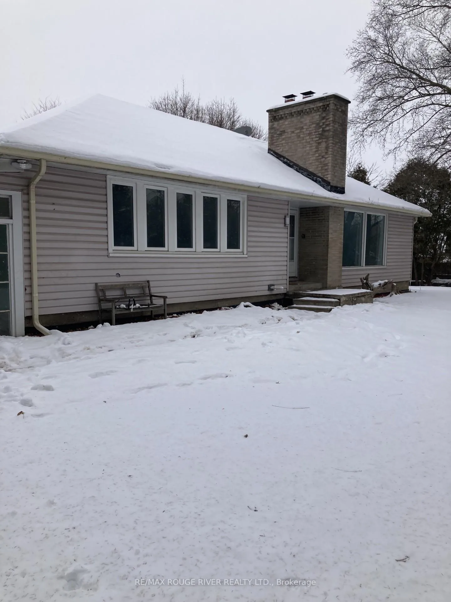 Front of 319 Burk Street