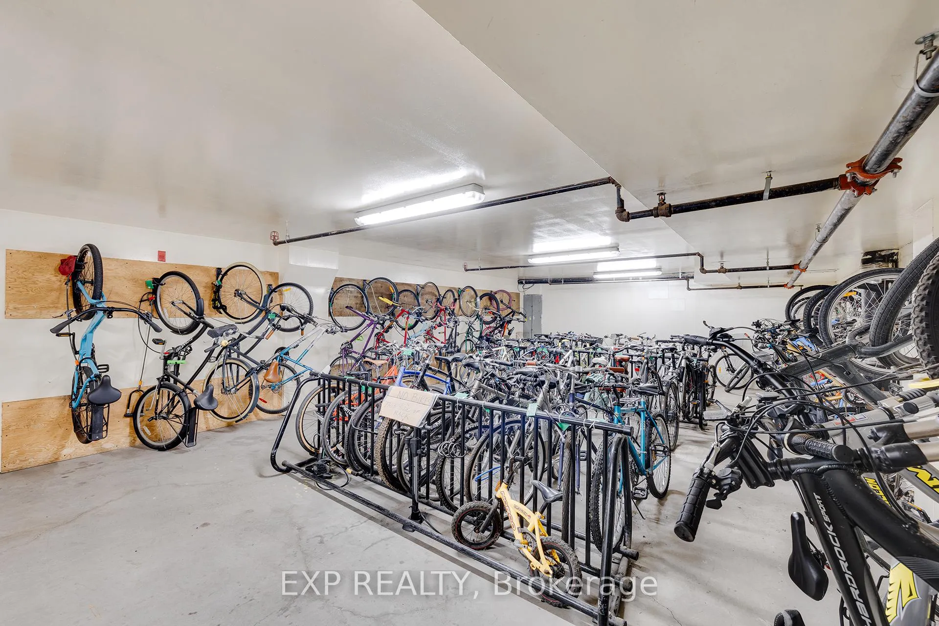 Photo 28 of Unit 322, 112 Benton Street, Kitchener, Cedar Hill — HOMEH