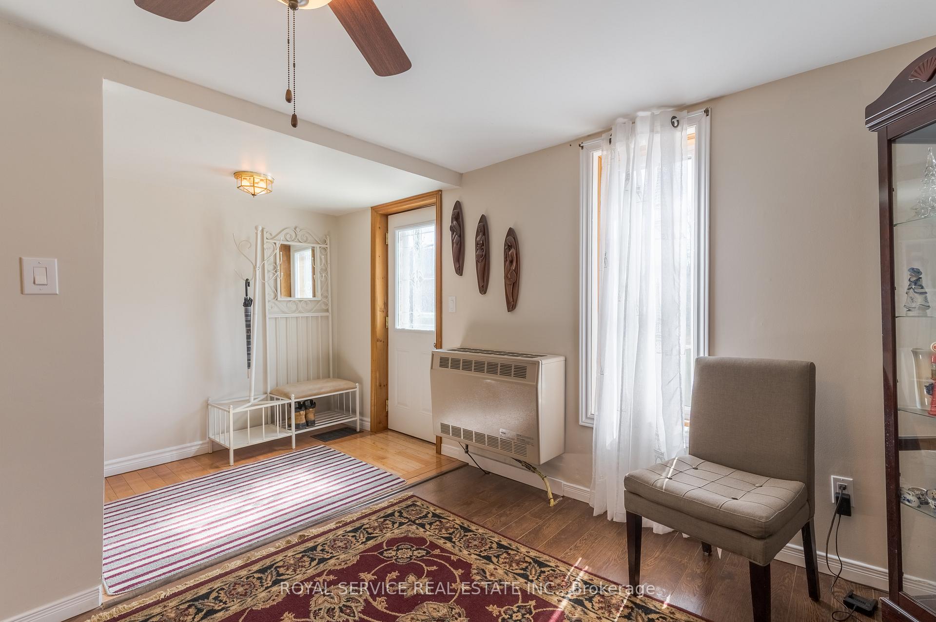 Photo 4 of 94 Albert Street, Cobourg — HOMEH