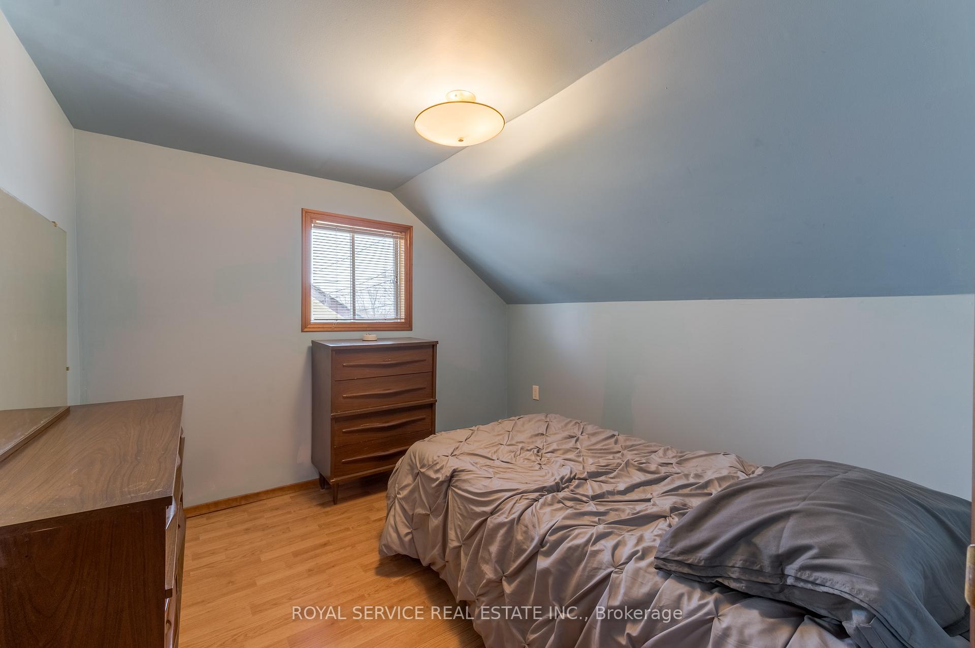 Photo 17 of 94 Albert Street, Cobourg — HOMEH