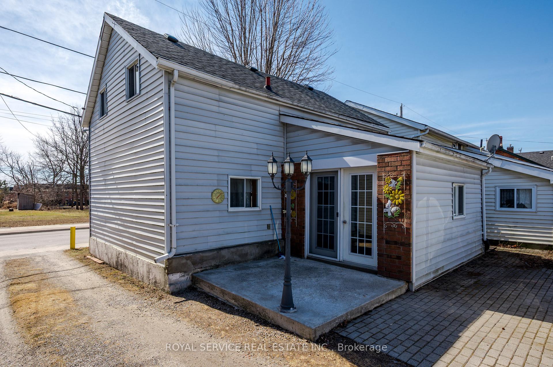 Photo 23 of 94 Albert Street, Cobourg — HOMEH