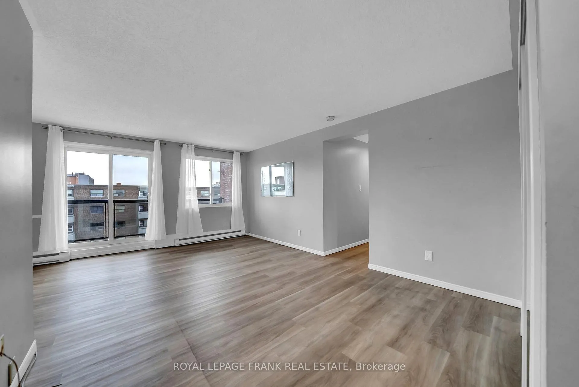 Photo 2 of Unit 505, 131 Taunton Road, Oshawa, Centennial — HOMEH