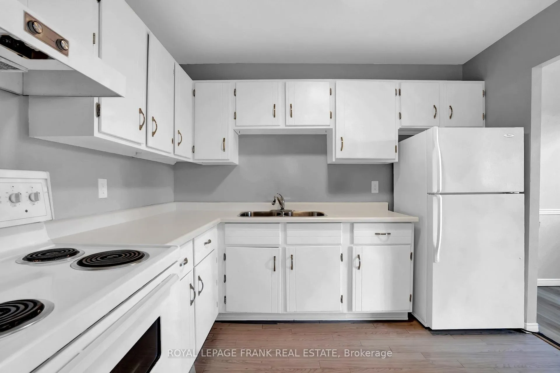 Photo 11 of Unit 505, 131 Taunton Road, Oshawa, Centennial — HOMEH