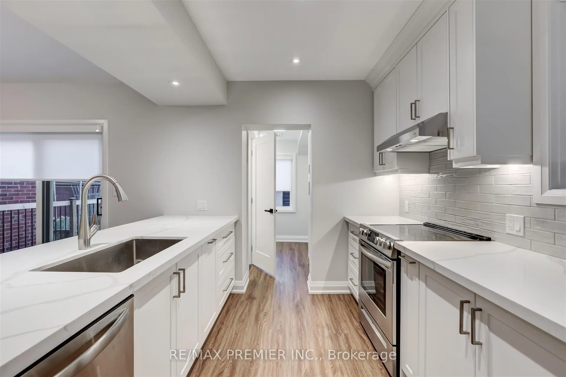 Photo 12 of 257 Westmount Avenue, Toronto, Oakwood Village — HOMEH