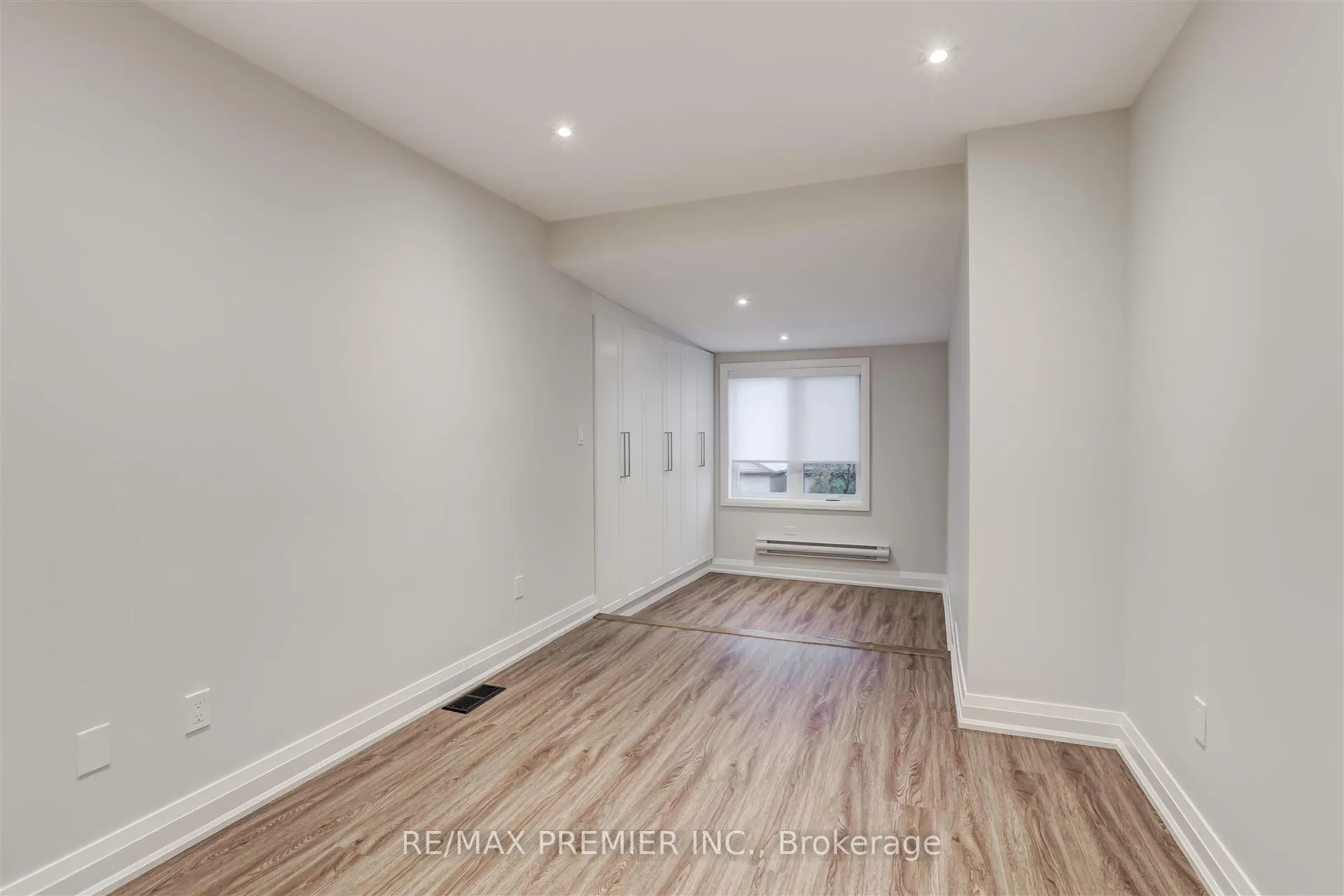 Photo 17 of 257 Westmount Avenue, Toronto, Oakwood Village — HOMEH