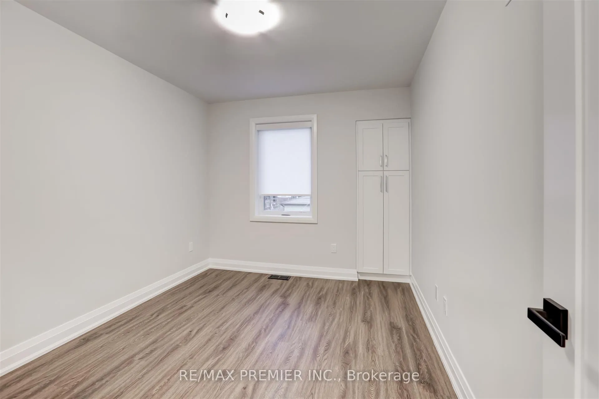 Photo 23 of 257 Westmount Avenue, Toronto, Oakwood Village — HOMEH
