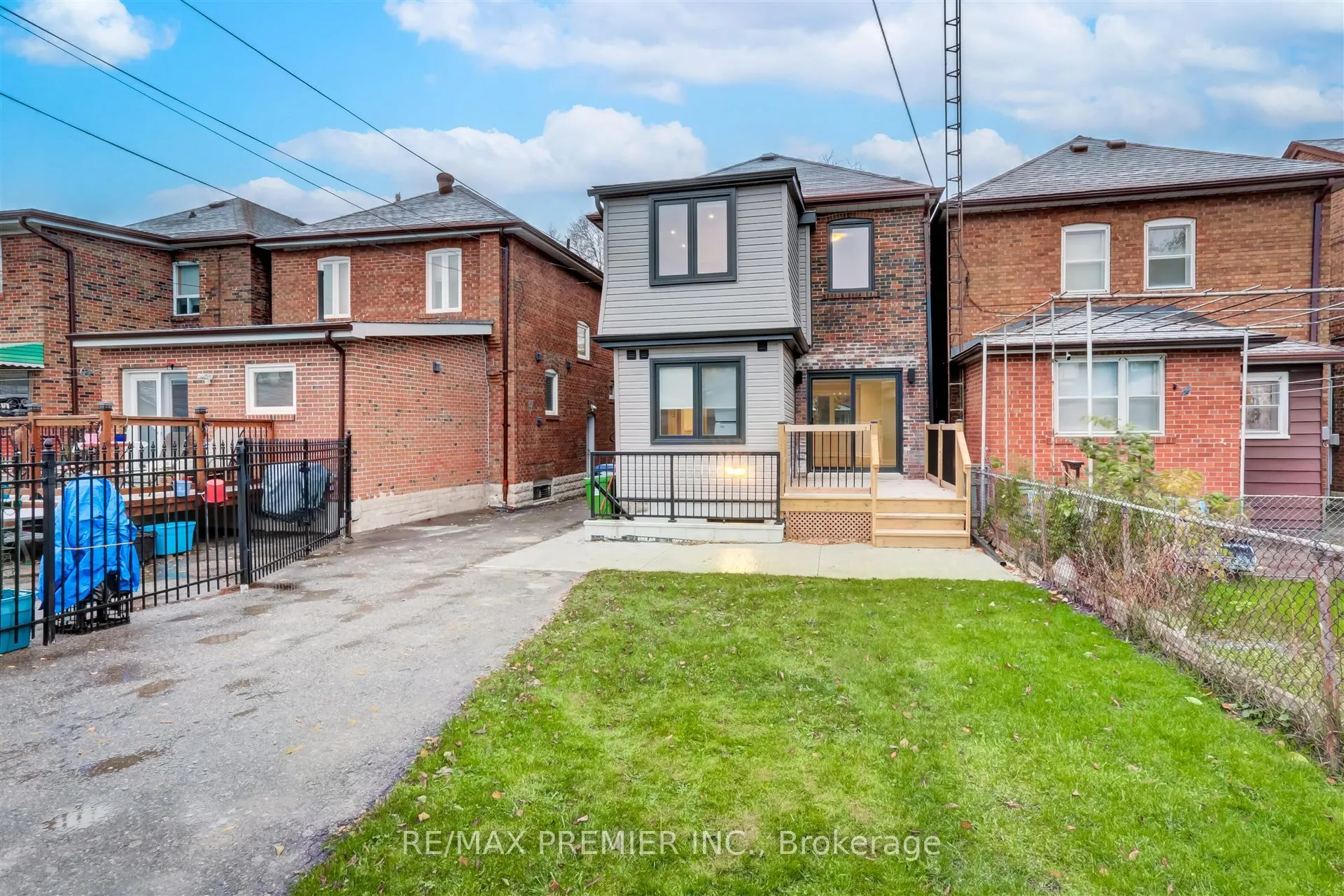 Photo 28 of 257 Westmount Avenue, Toronto, Oakwood Village — HOMEH