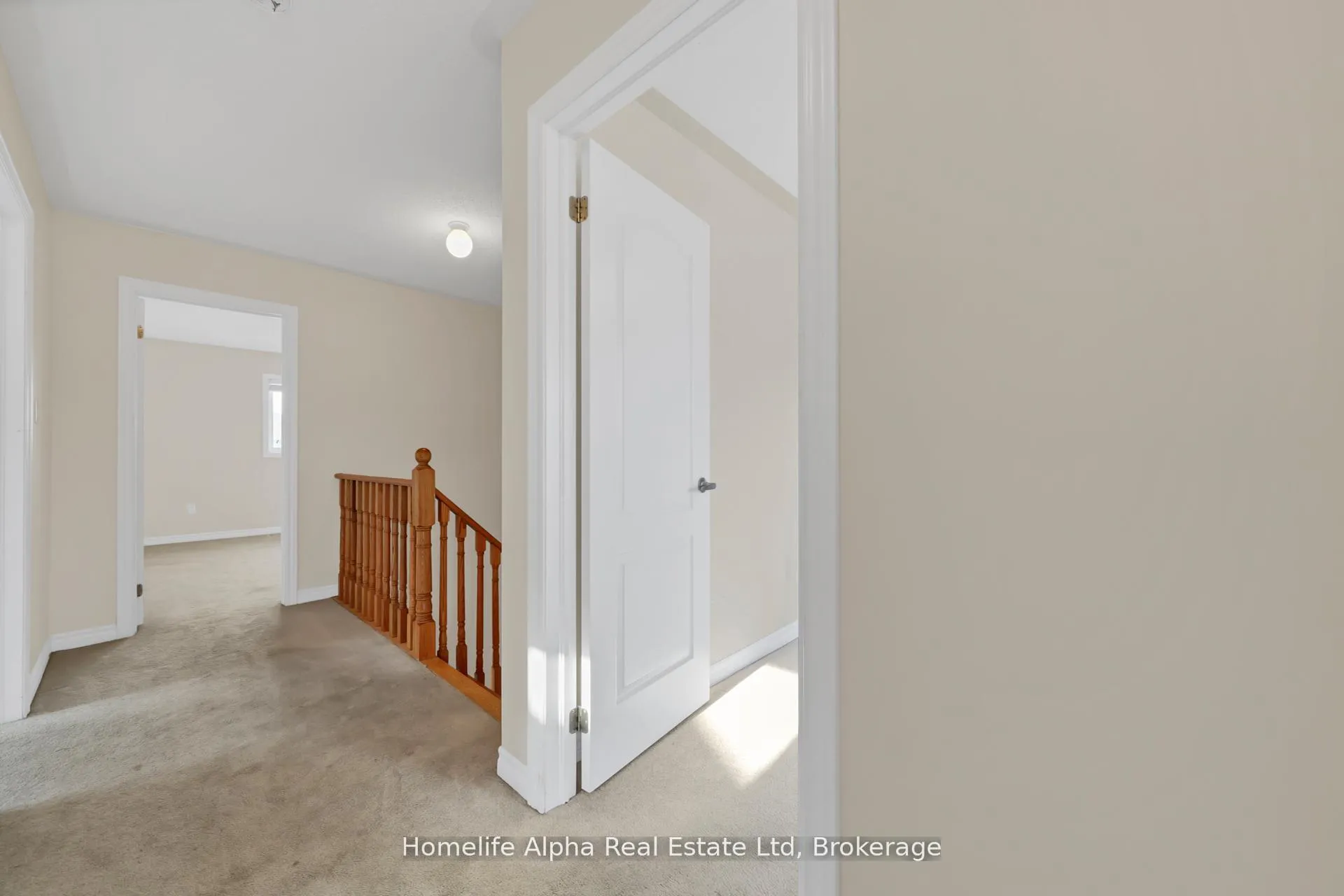 Photo 8 of 26 Jardine Street, Brock, Beaverton — HOMEH