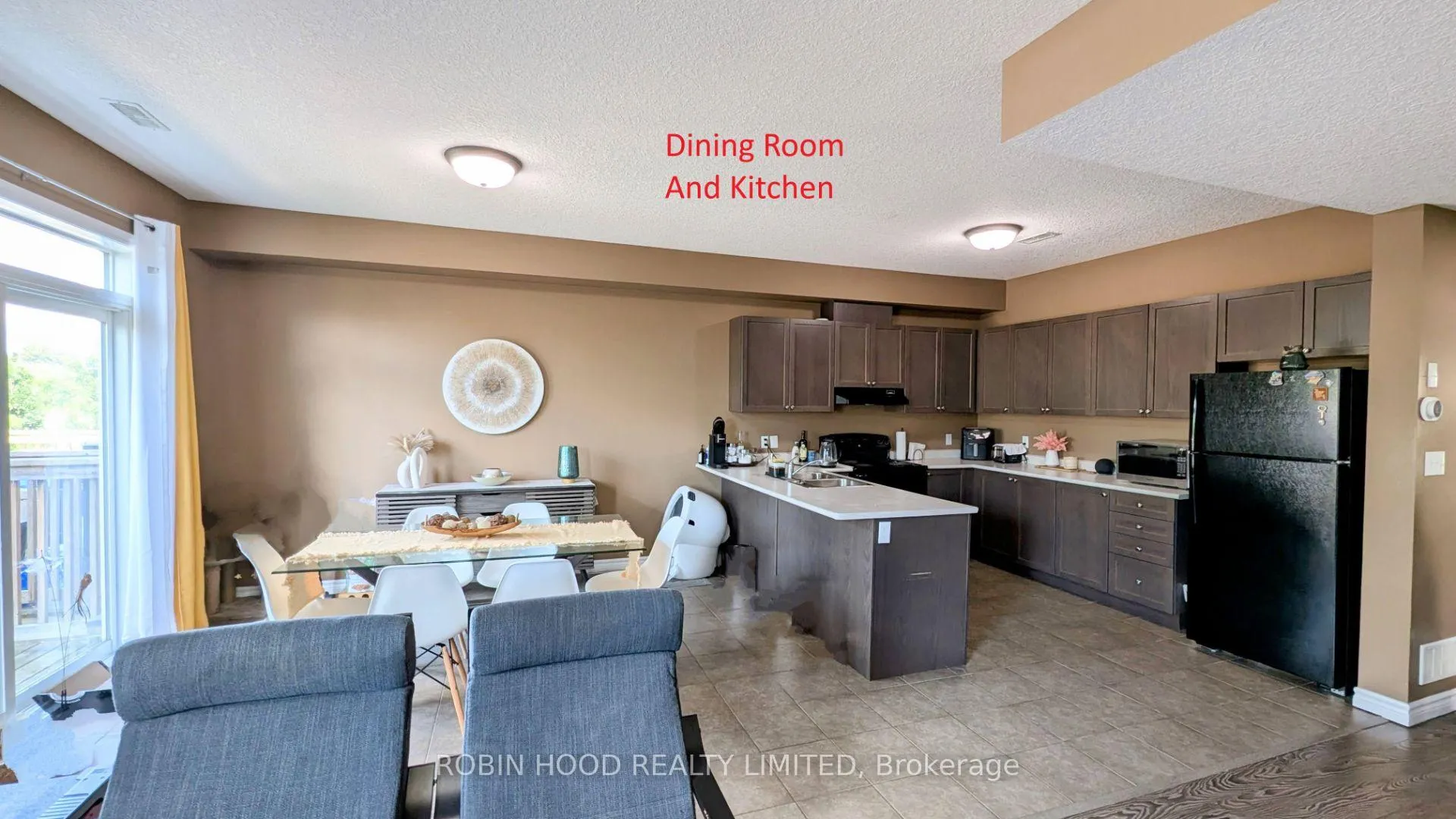 Photo 2 of Unit 2, 12 Rauch Court, Kitchener — HOMEH