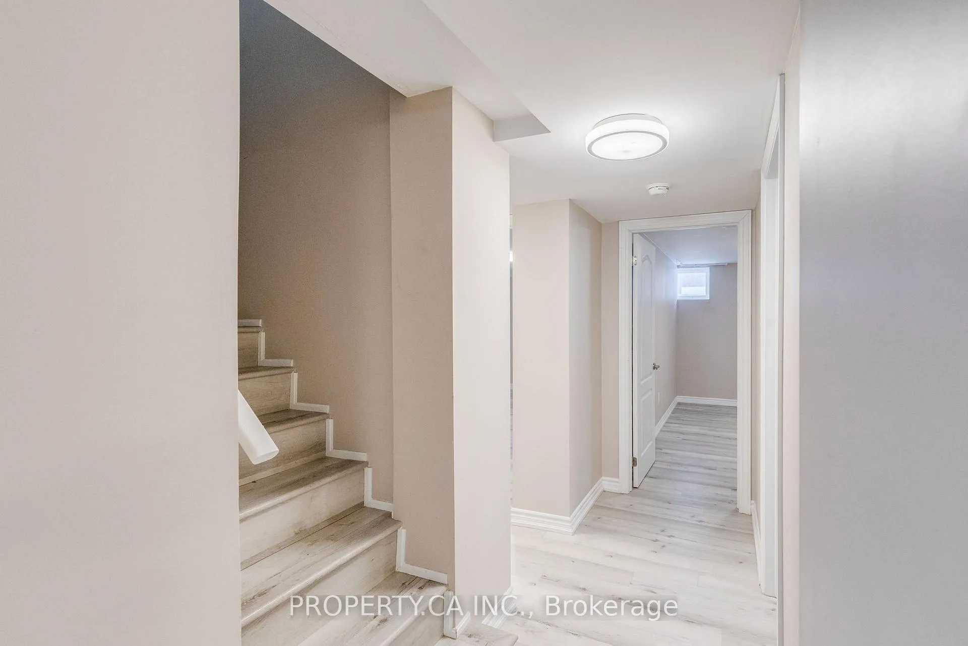 Photo 7 of 49 Arlington Boulevard, Kitchener, Stanley Park — HOMEH