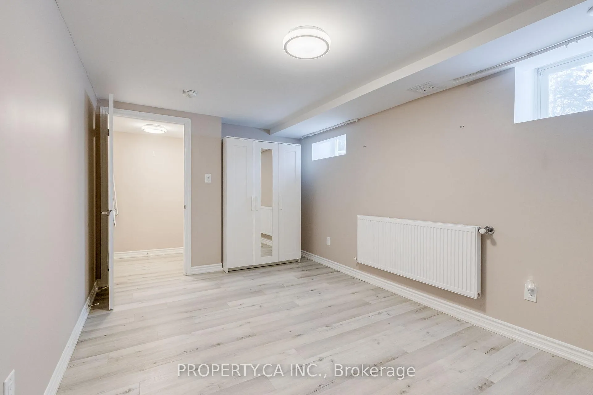 Photo 15 of 49 Arlington Boulevard, Kitchener, Stanley Park — HOMEH