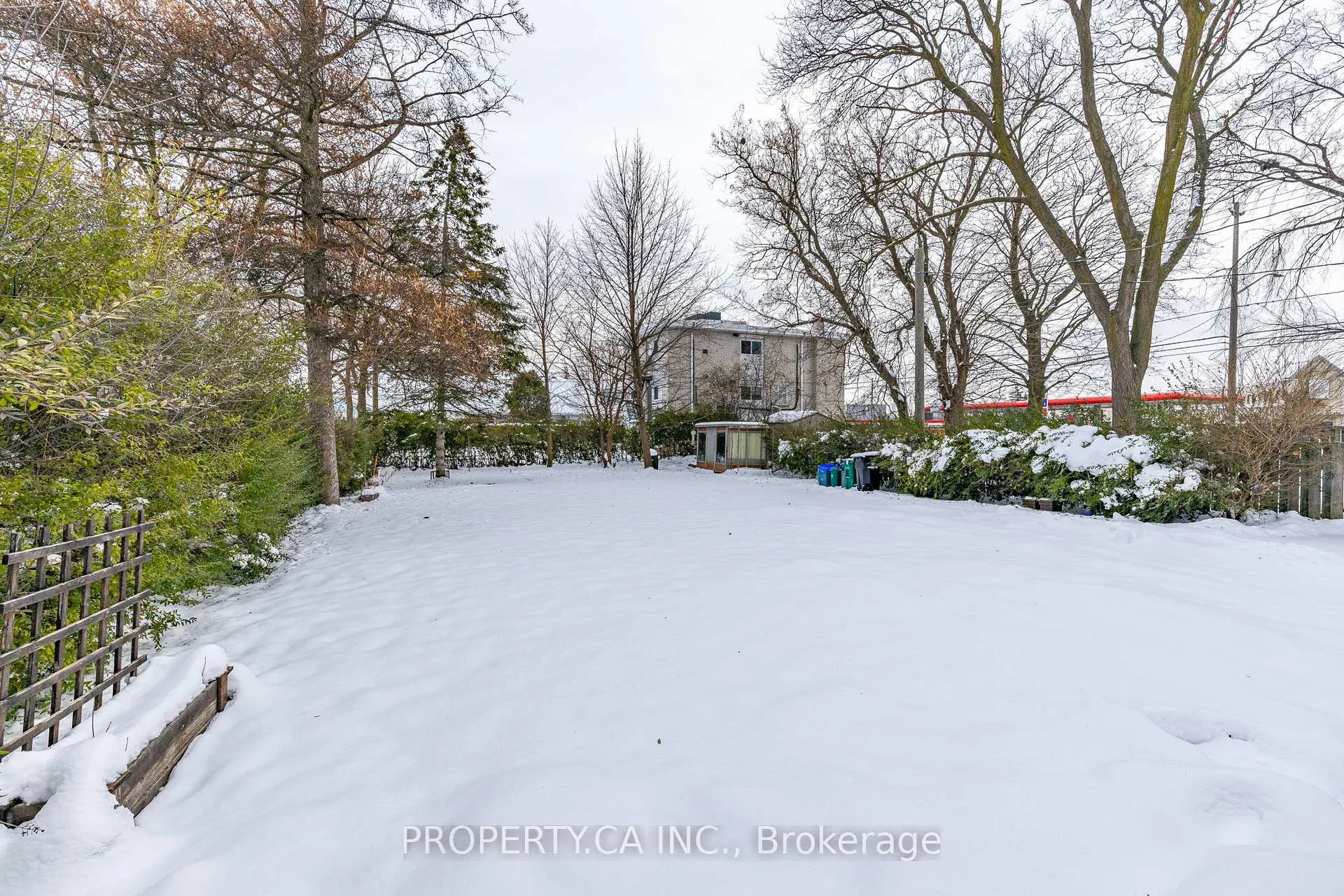Photo 17 of 49 Arlington Boulevard, Kitchener, Stanley Park — HOMEH